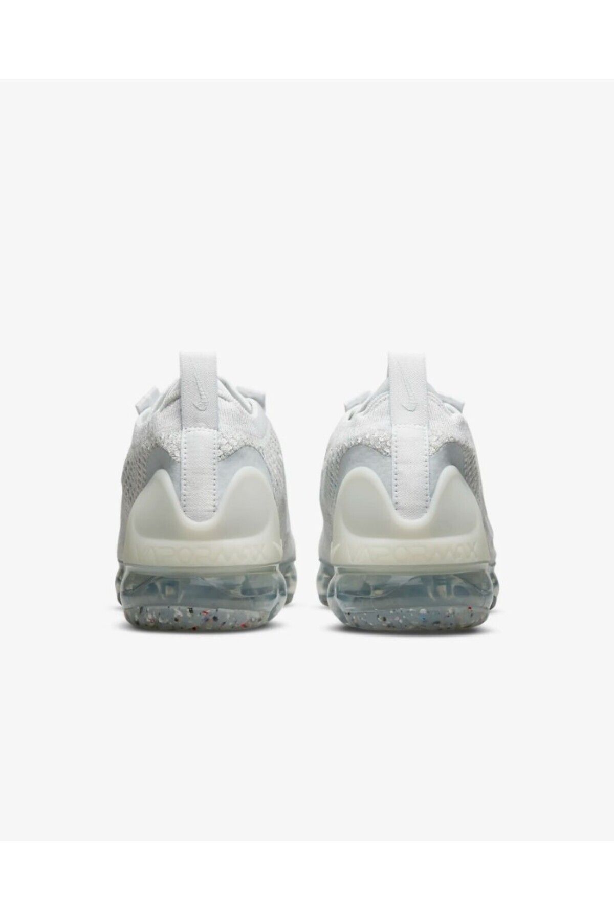 Nike Vapormax Flyknit Sneakers in White Women s White Sports Shoes