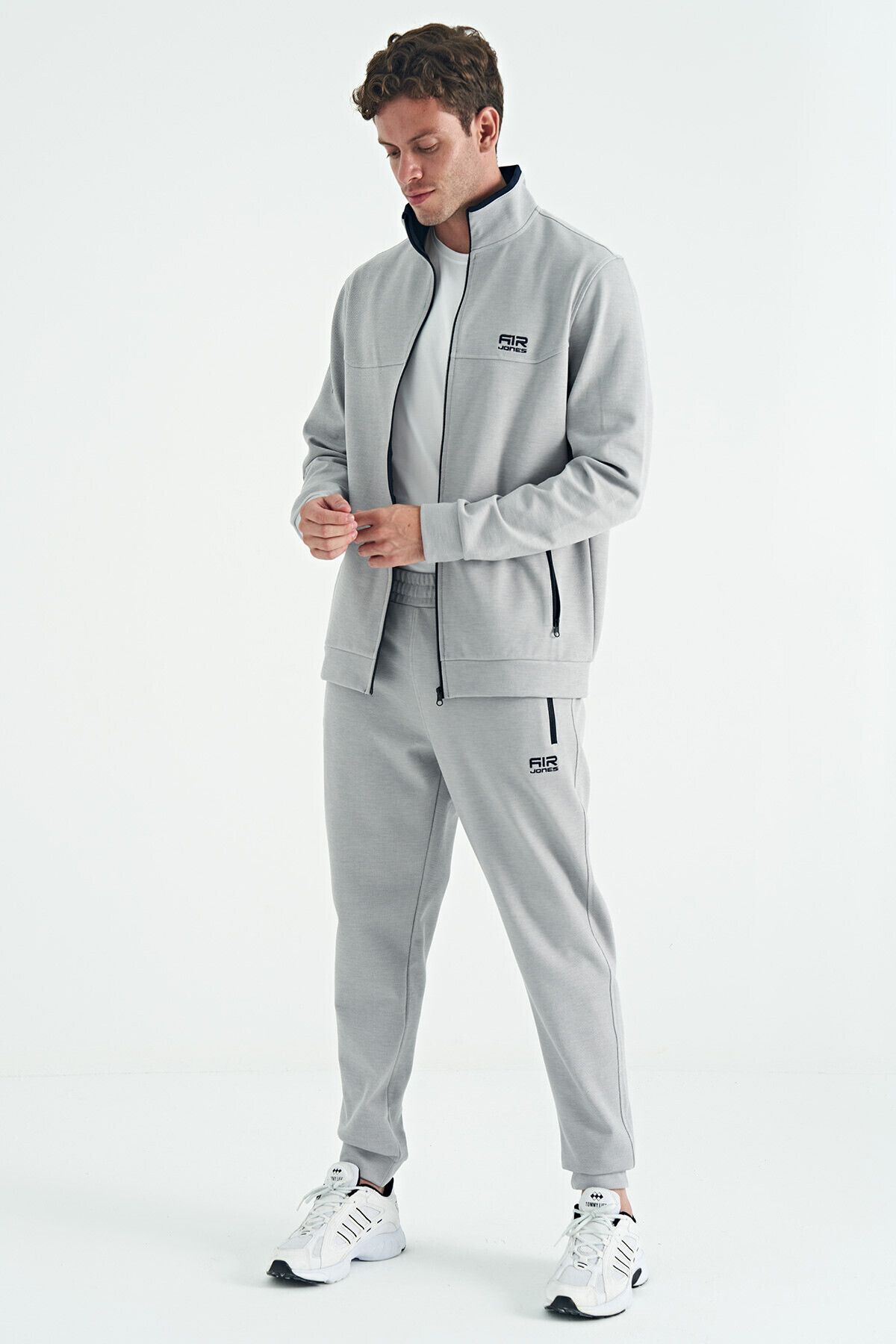 Mens gray nike cheap tracksuit