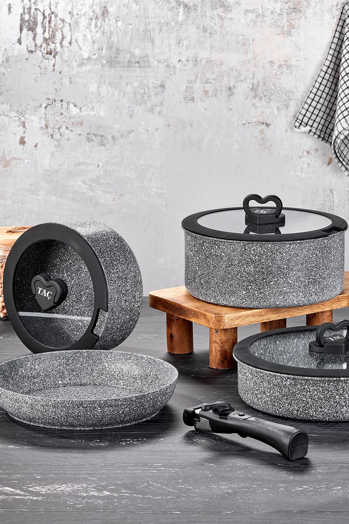 Taç-Easy Connect 8 Piece Cookware Set / Ergonomic Plug-in Removable Handle 7