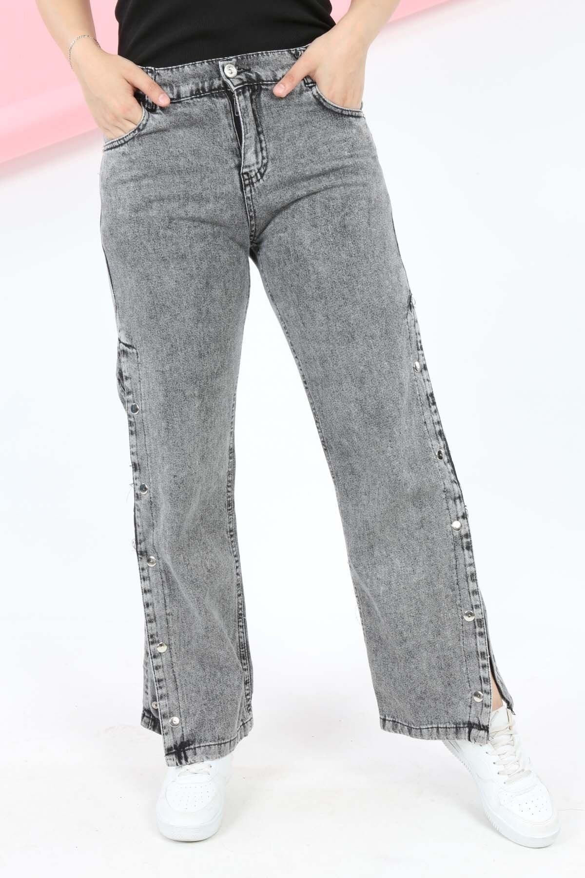 Side snap wide leg jeans on sale