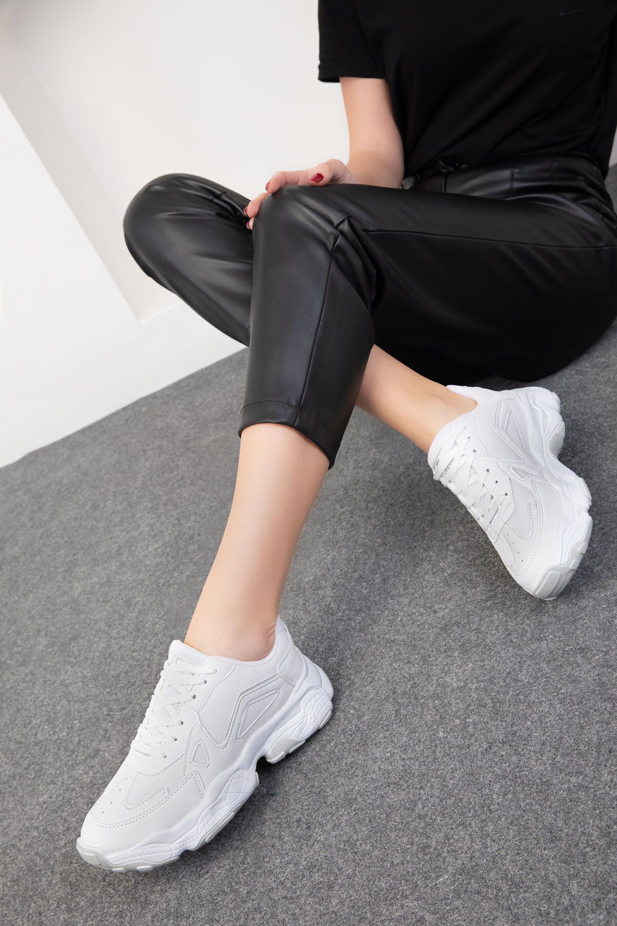 SOHO-Weiße Damen Sneakers 18148 3