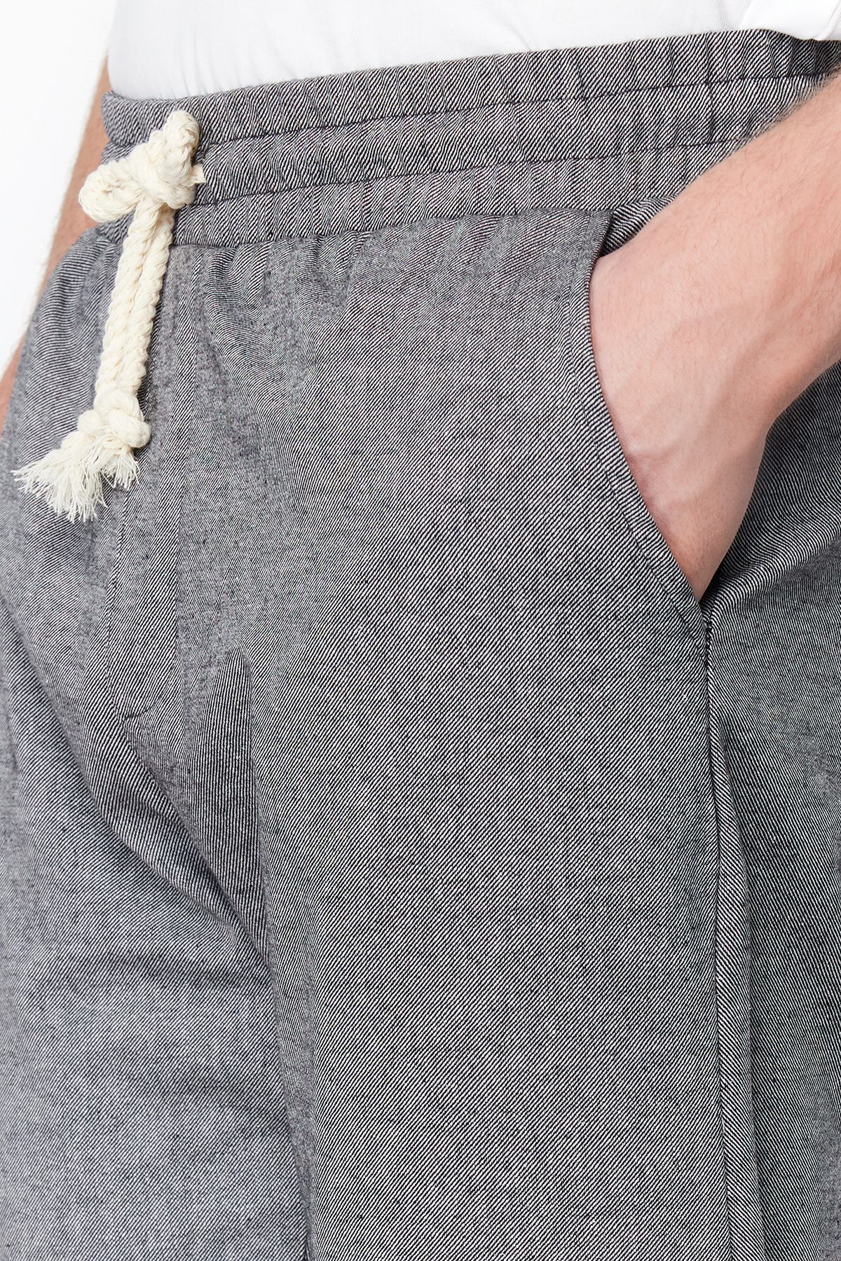 Trendyol Collection-Schwarze Hose mit doppeltem Bein und elastischem Bund, TMNSS22PL0029 5