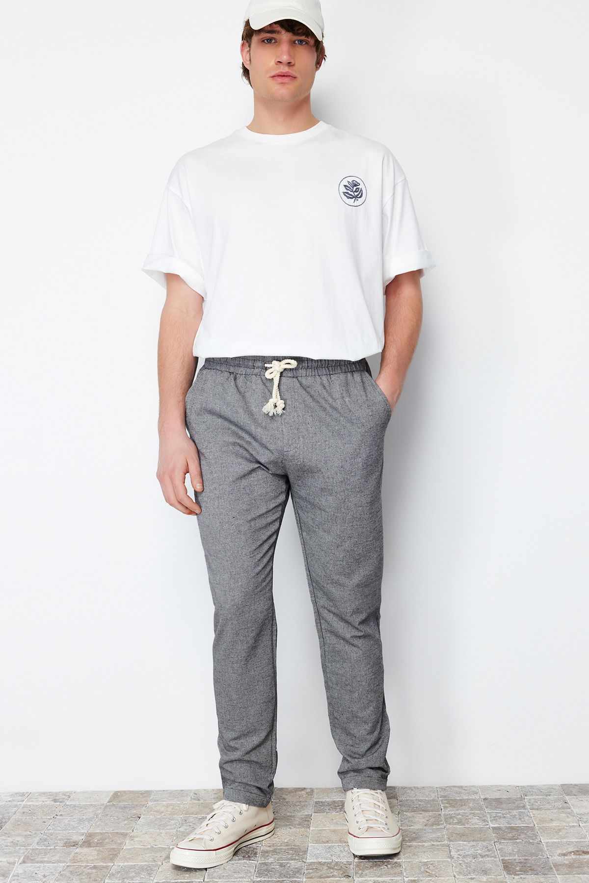 Trendyol Collection-Schwarze Hose mit doppeltem Bein und elastischem Bund, TMNSS22PL0029 3
