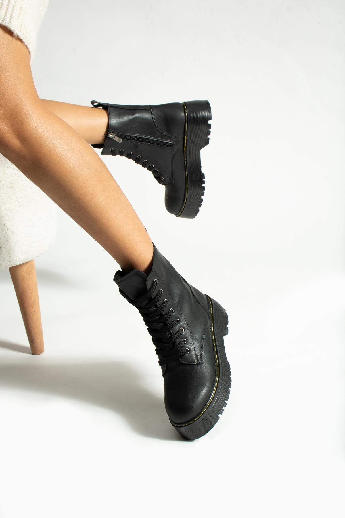 Gokce Shoes Thor Kal n Taban Gunluk Kullan m Rugan Siyah Kad n Postal Bot Fiyat Yorumlar Trendyol