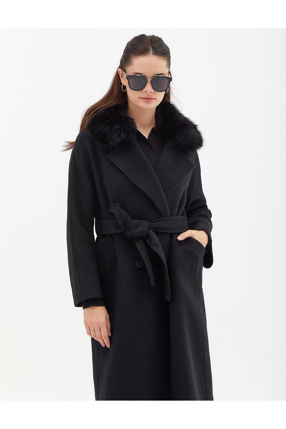 Kayra Premium Wool Fur Double Breasted Button Up Coat Trendyol