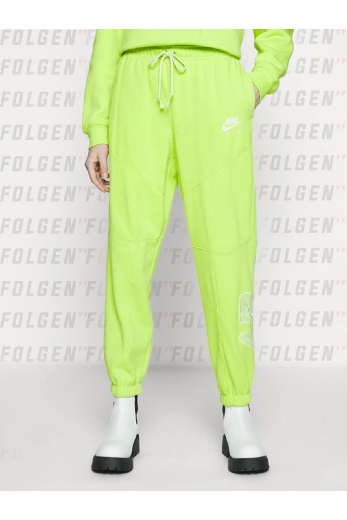 Nike cotton joggers womens online