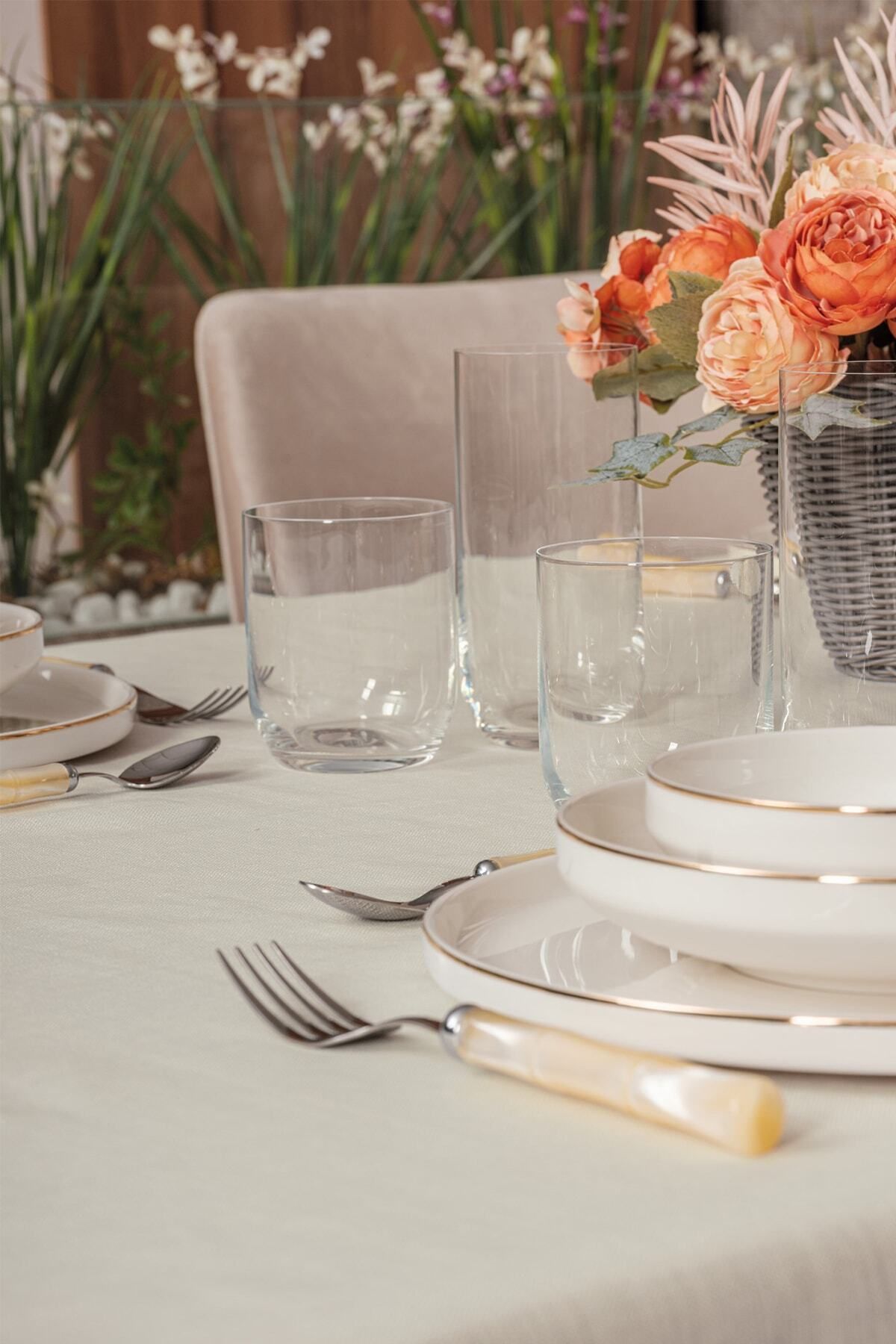 Cotton Box-Plain Tablecloth Cream 155x160 2