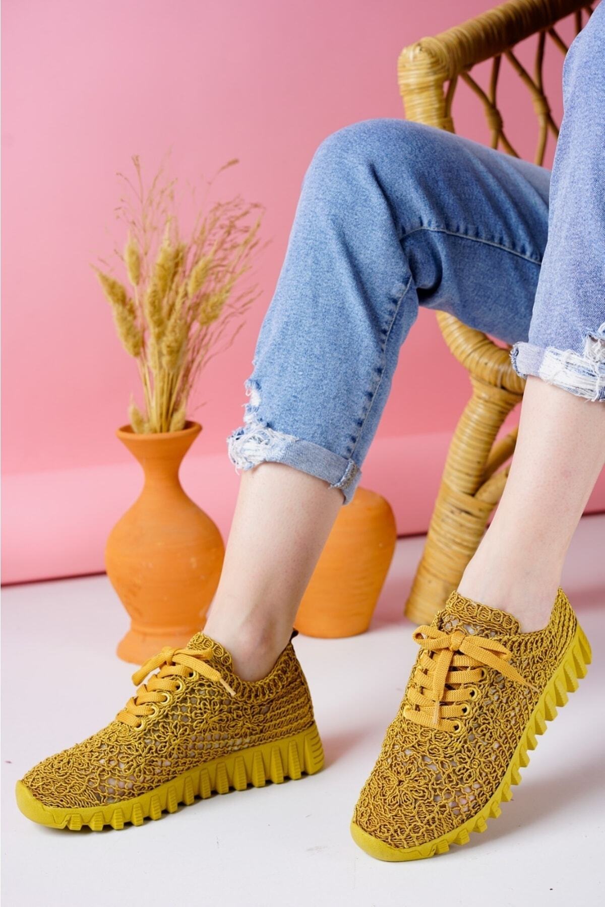 HANIMSOLLER1 Hanımsoller Sarı Örme Ayakkabı