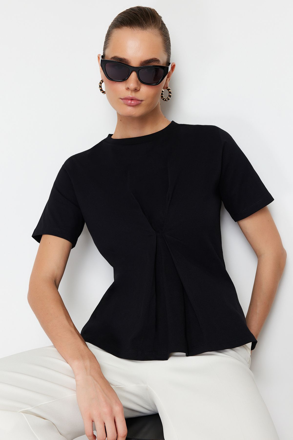 Trendyol Collection-Černý přední záhyb Detailní Regular/Normal Fit Pletená halenka s výstřihem TWOSS24BZ00302 3