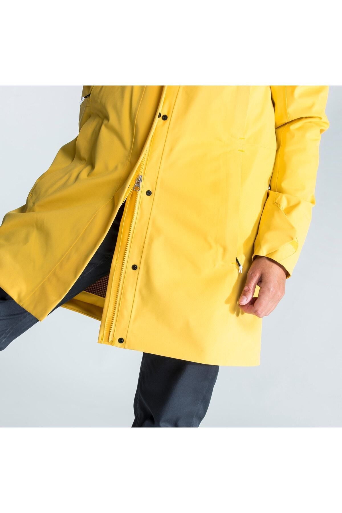 Decathlon rainwear top