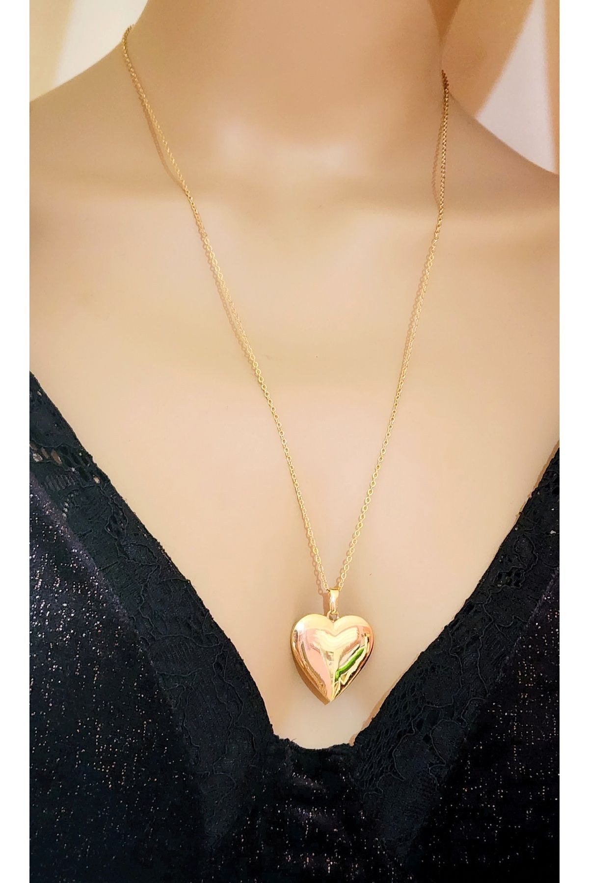 Heart locket chain necklace hot sale
