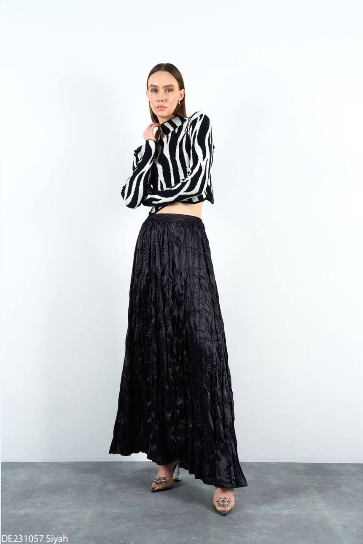 zara black pleated maxi skirt