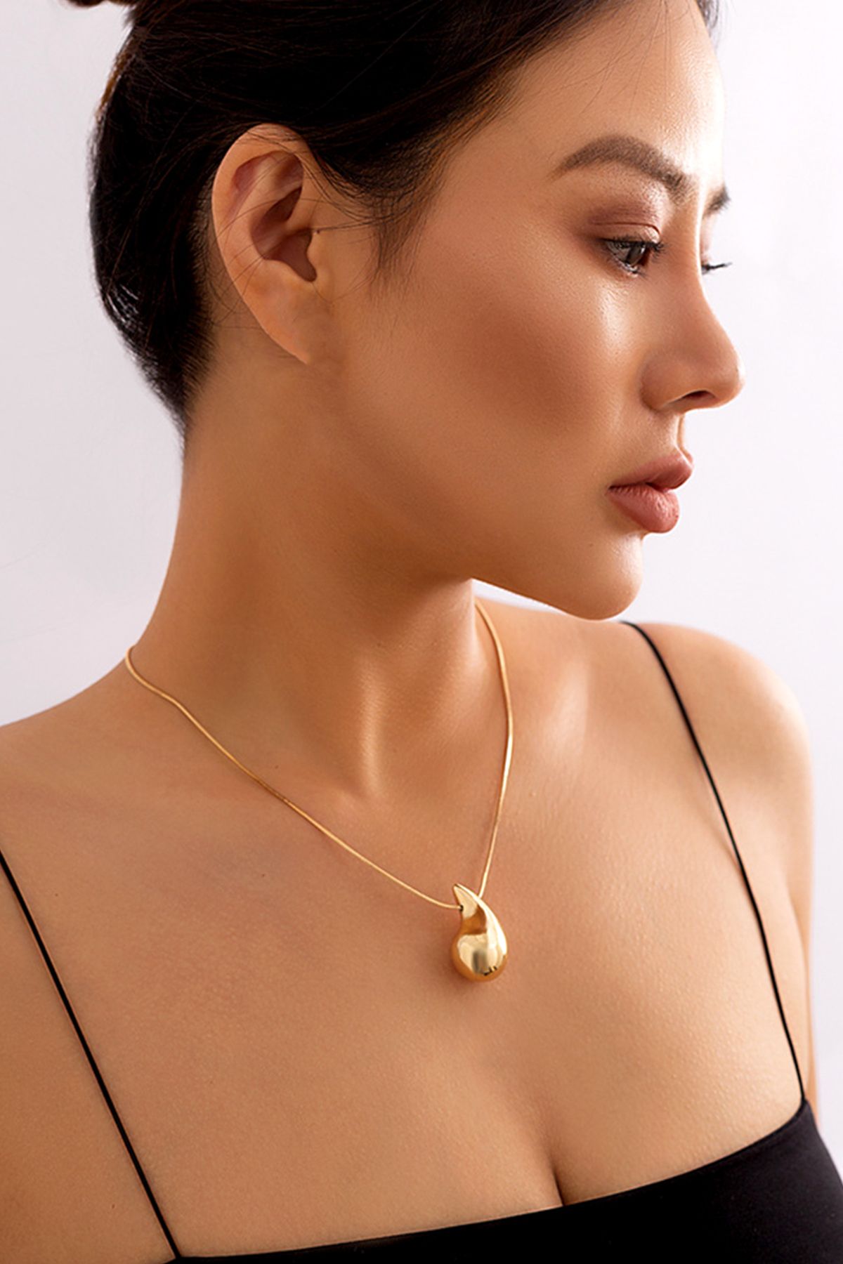 Bear Pear New Bottega Tear Drop Necklace Design Fashion Women s Necklace