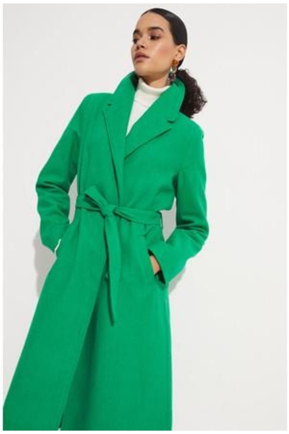 Green 2025 fitted coat