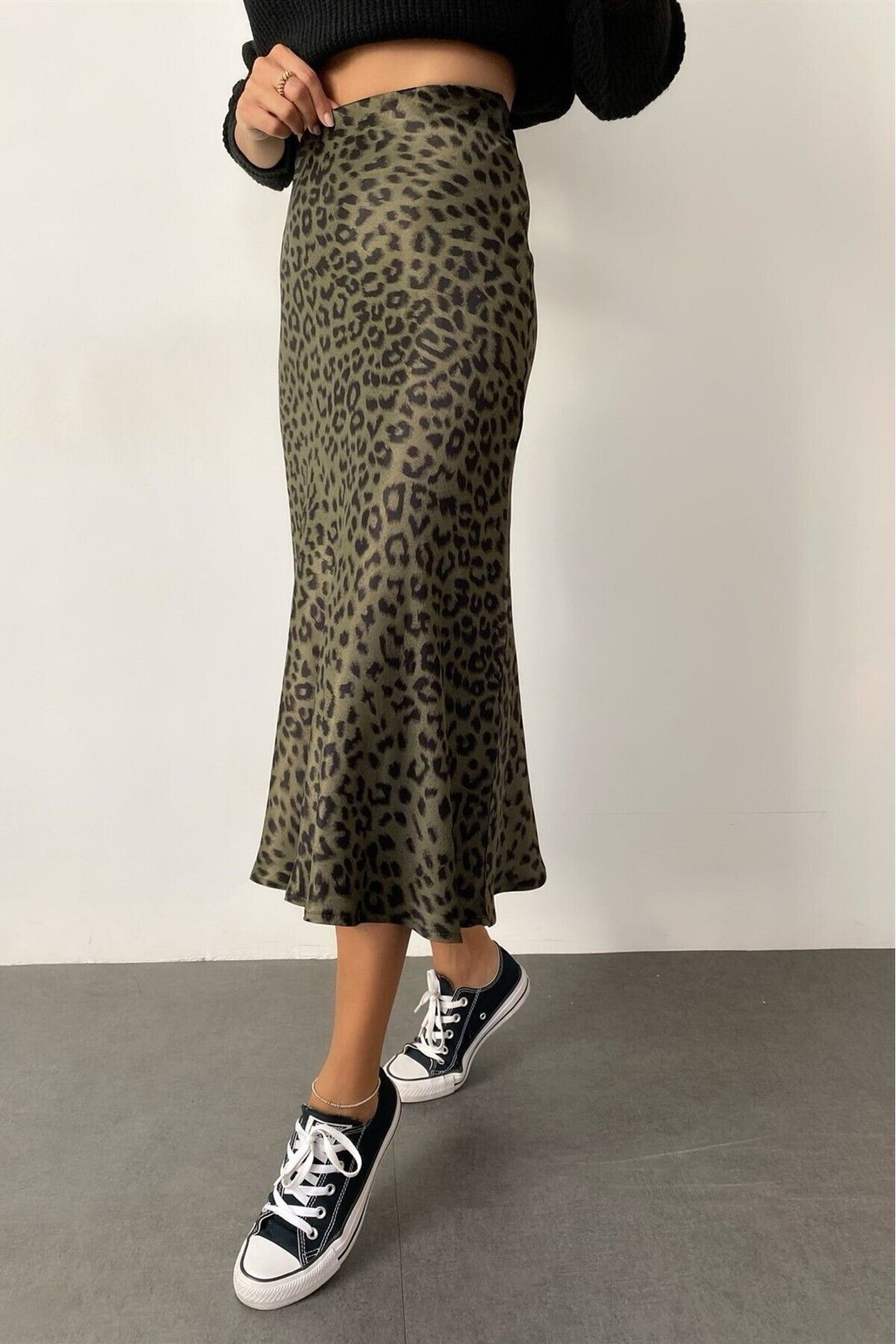 Khaki leopard hotsell midi skirt