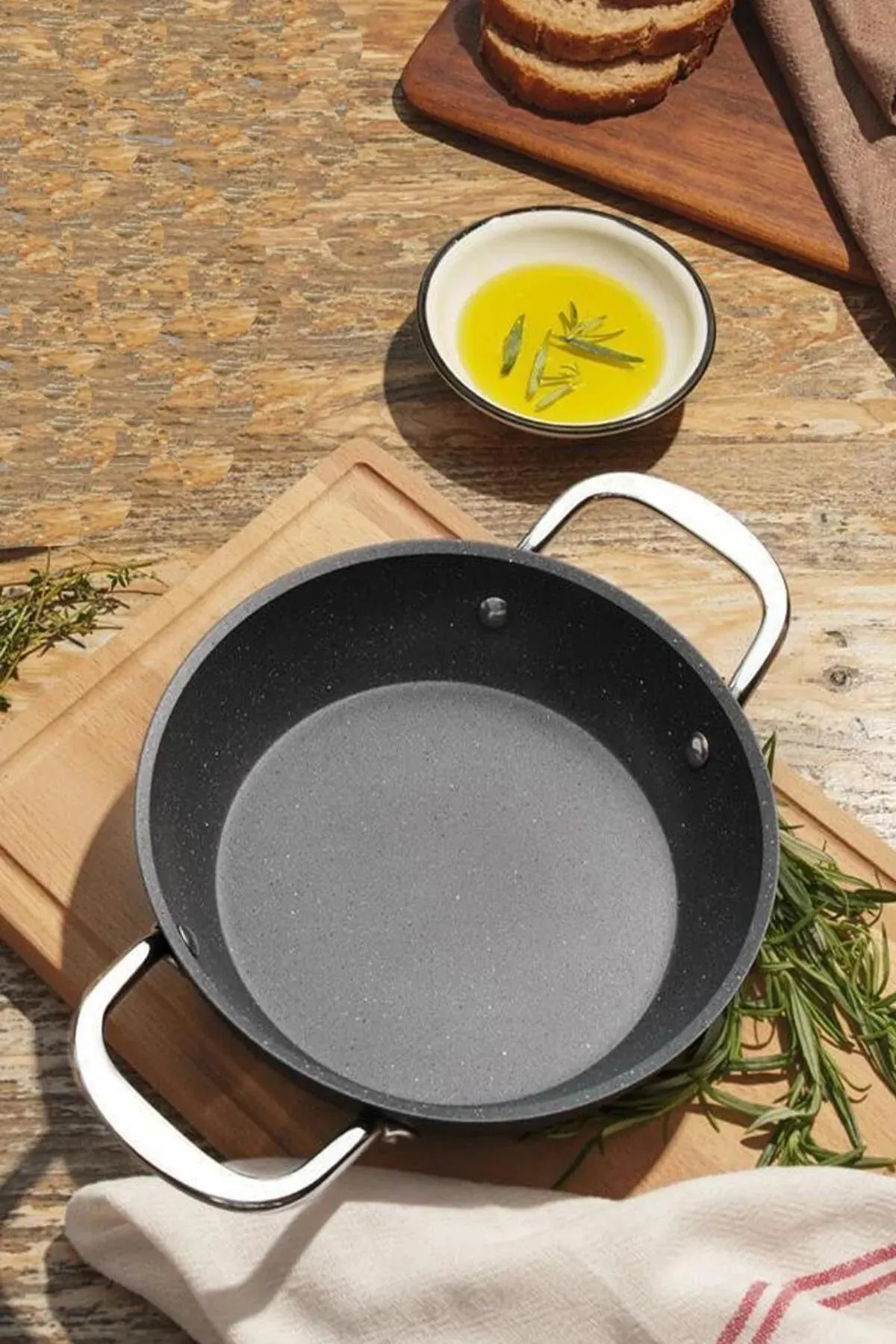 Titanium Double Handle Pan Pan 24cm