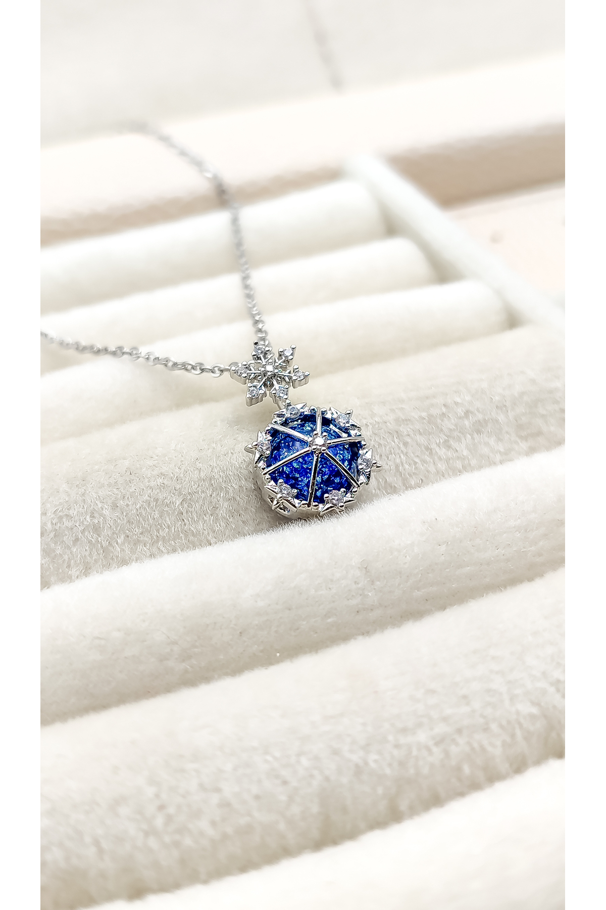 Minimal İnce Zincir Zirkon Taşlı Mavi Frozen Kar Tanesi Çelik Kolye