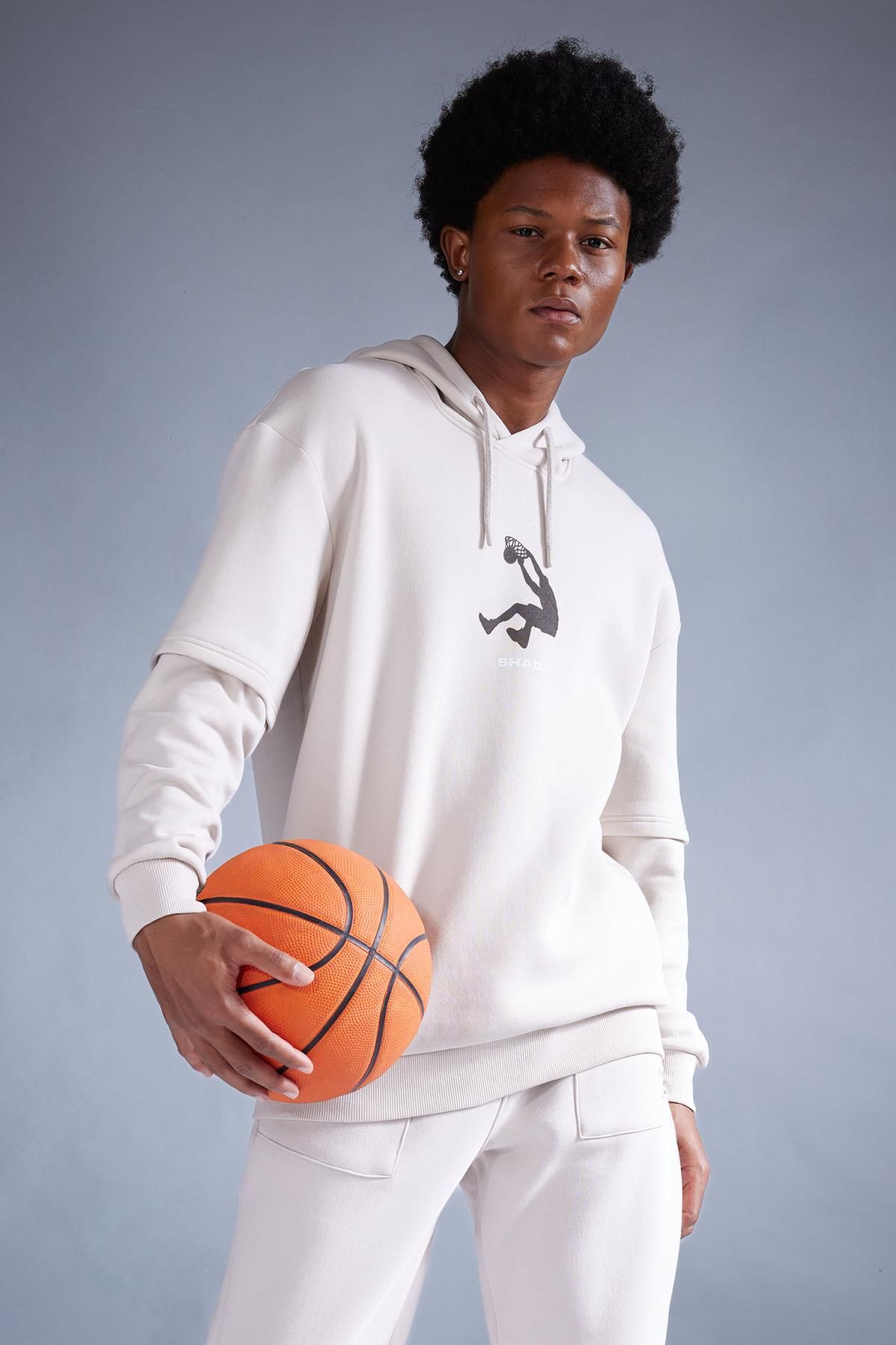 Shaq sweatshirt sale