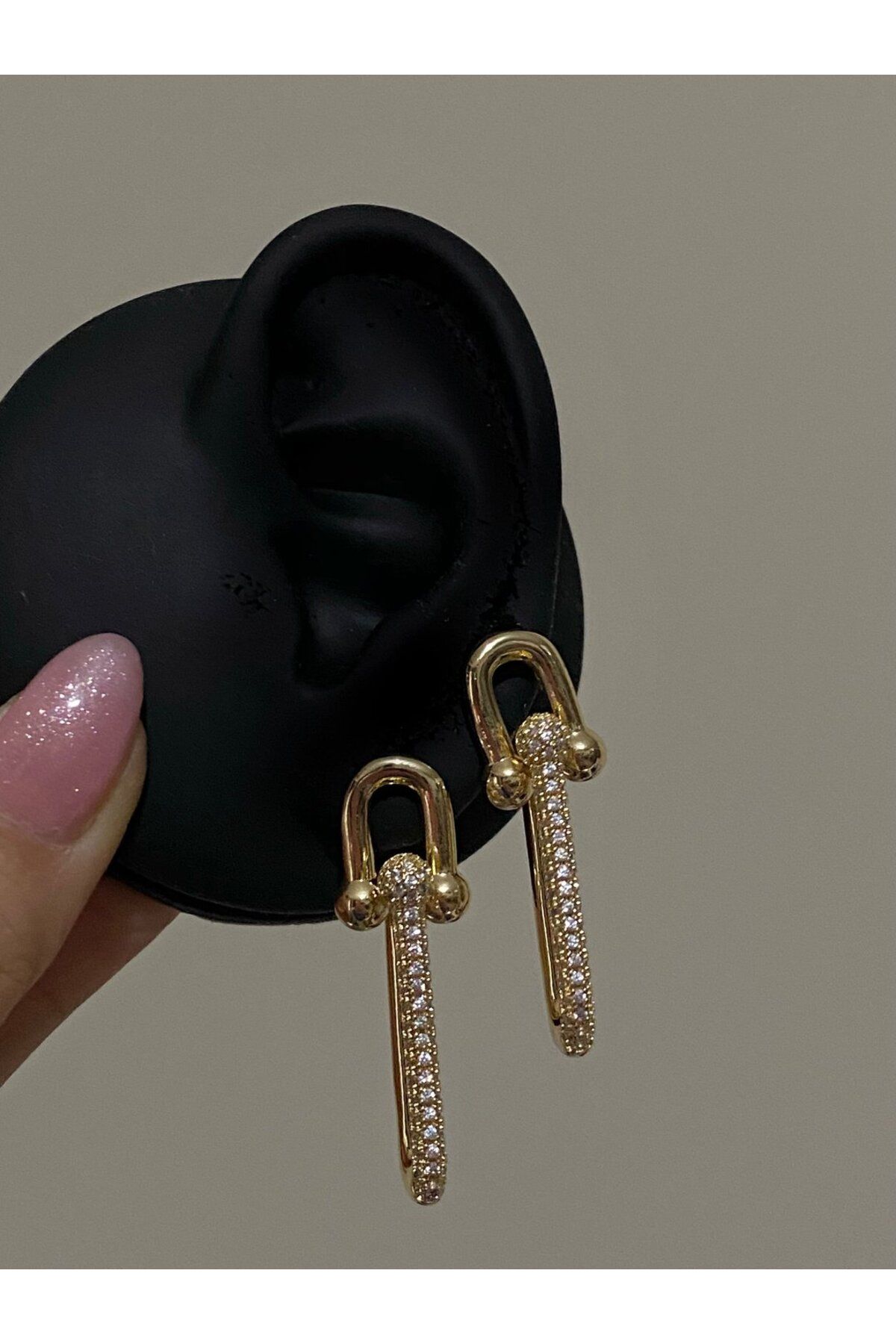 H&B Design-Cercei Tiffany din aur cu pietre 1