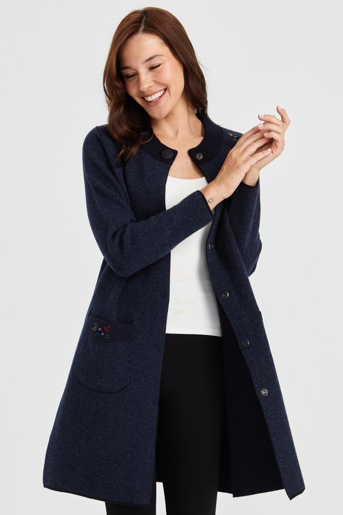 Dark blue shop wool coat