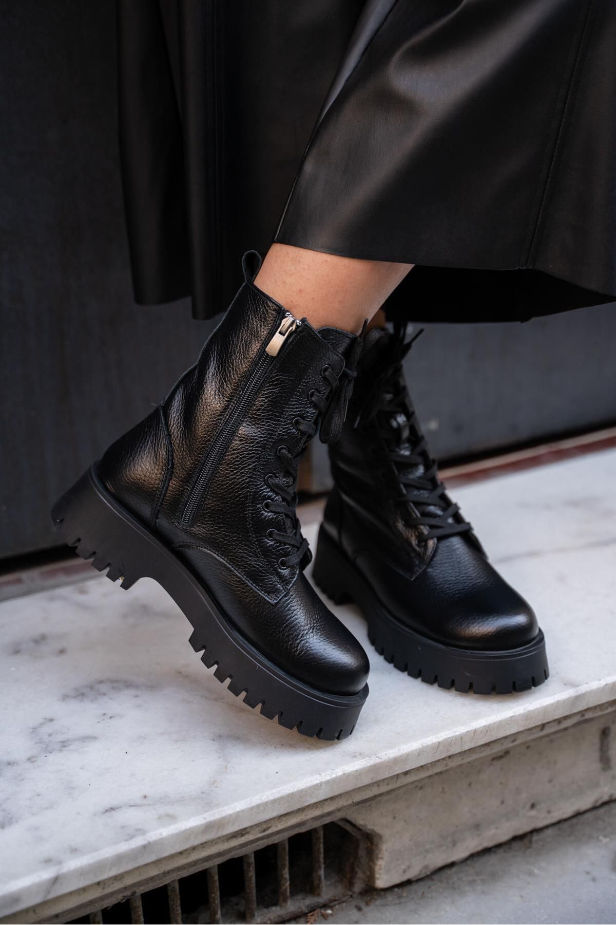 Dante online leather boots