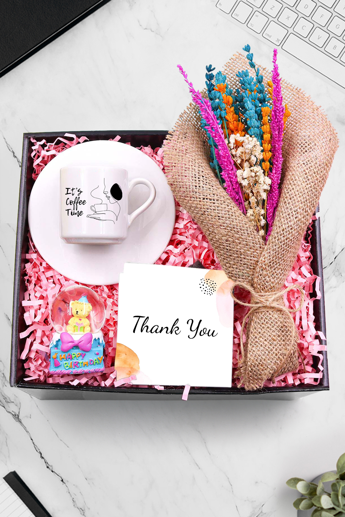 Trendmiya Happy Birthday Beyaz Fincan & Happy Birthday Kar Küresi & Kurutulmuş Çiçek Buketi Hediye Seti