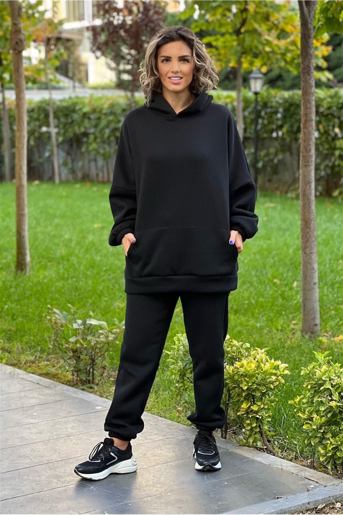 Black sweatsuit set store