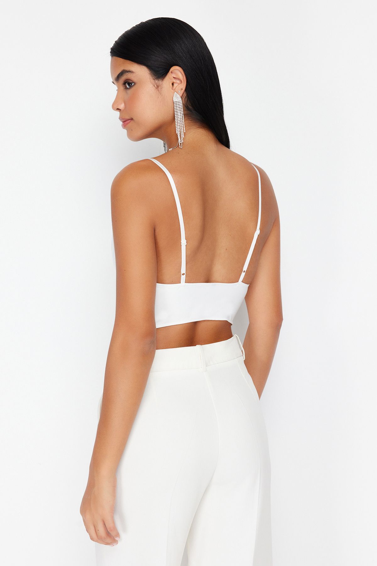 Trendyol Collection-Біле мереживне бюст'є укороченого крою на підкладці та з малюнком TPRAW23BS00045 6