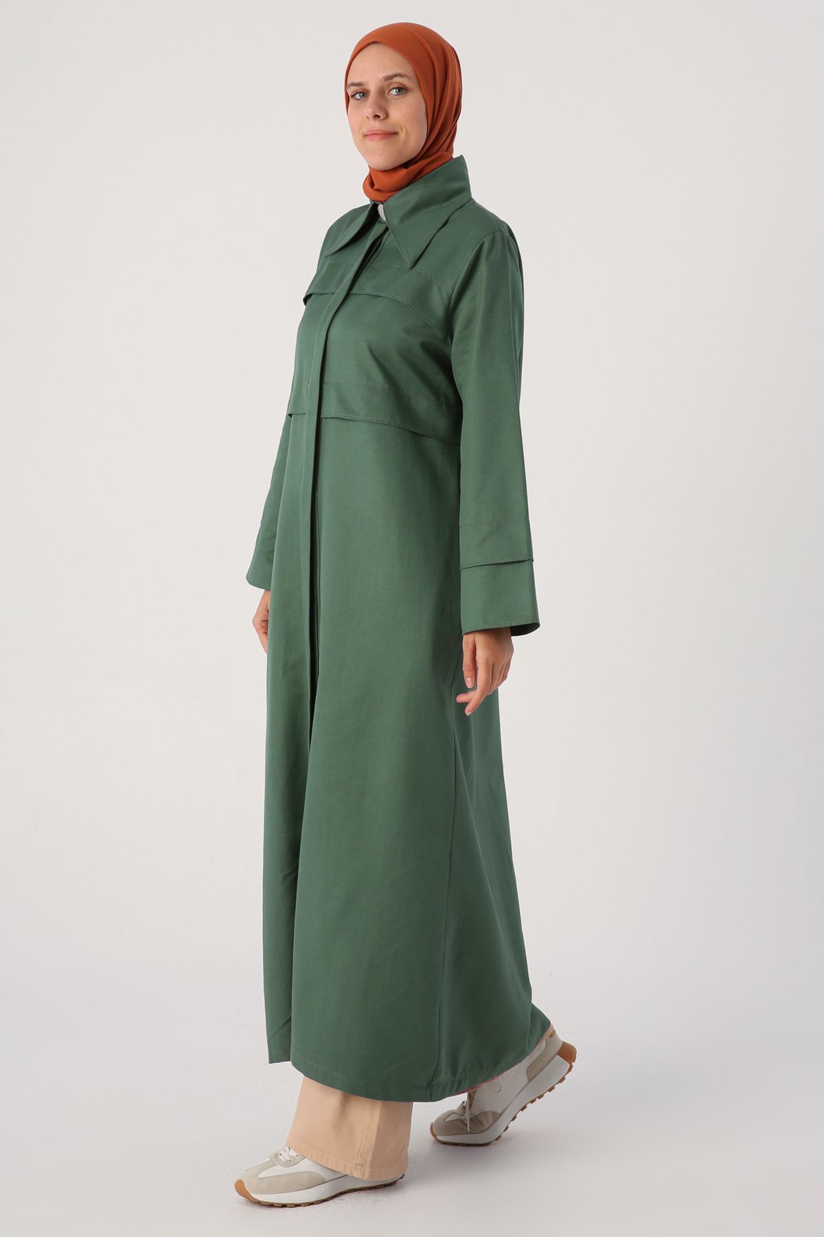ALLDAY-Nefti Pointed Collar Abaya with Hidden Placket 3
