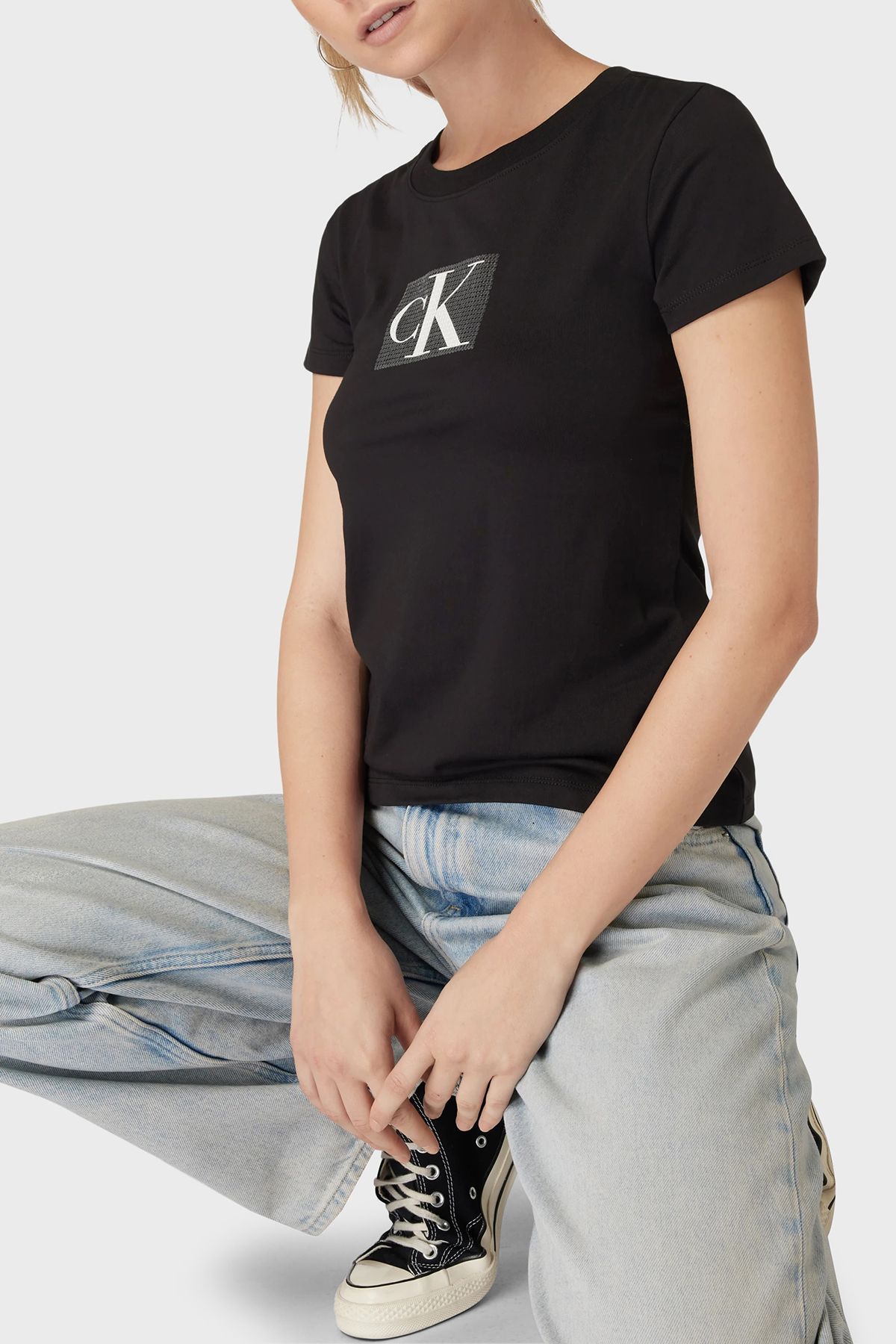 Calvin Klein Calvin Klein تی شرت جین 100٪ پنبه با یقه دوچرخه‌سواری و سایز اسلیم J20J222961beh