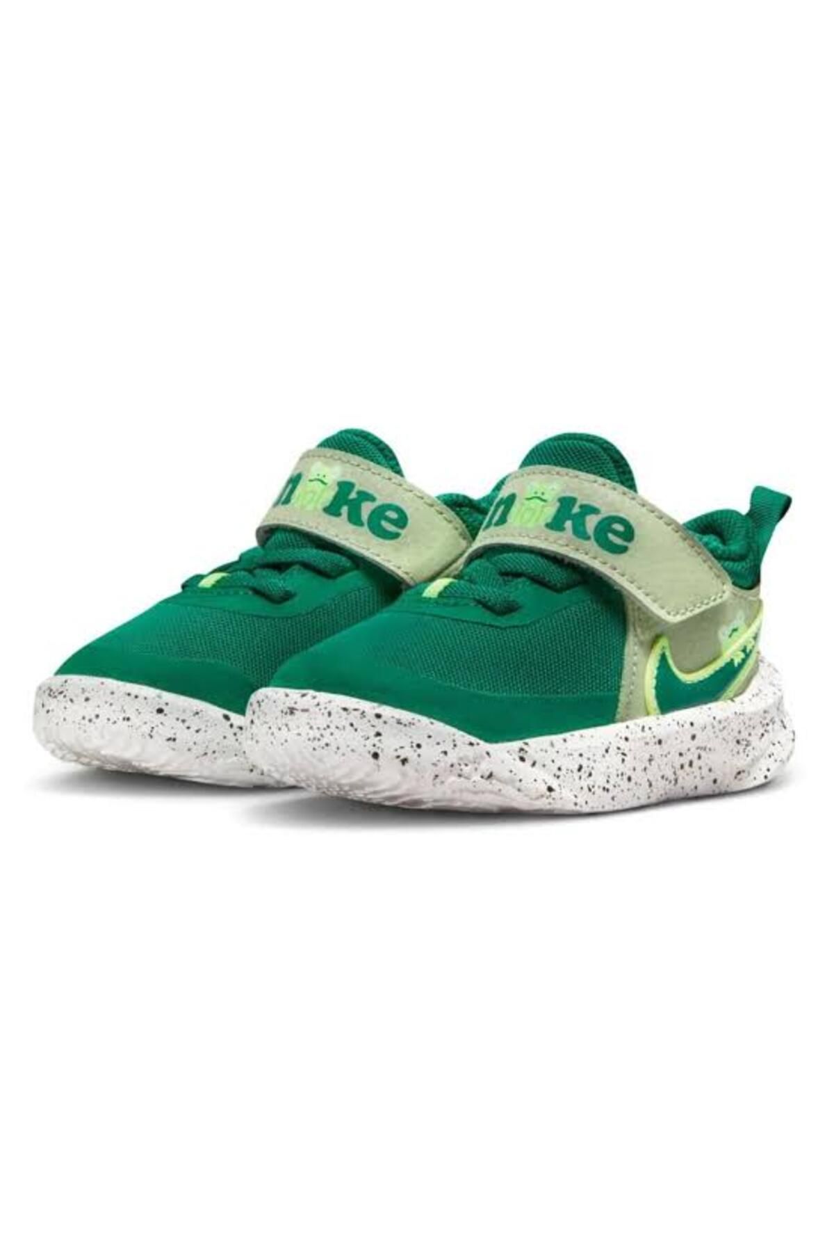 Nike team hustle d8 bebe deals