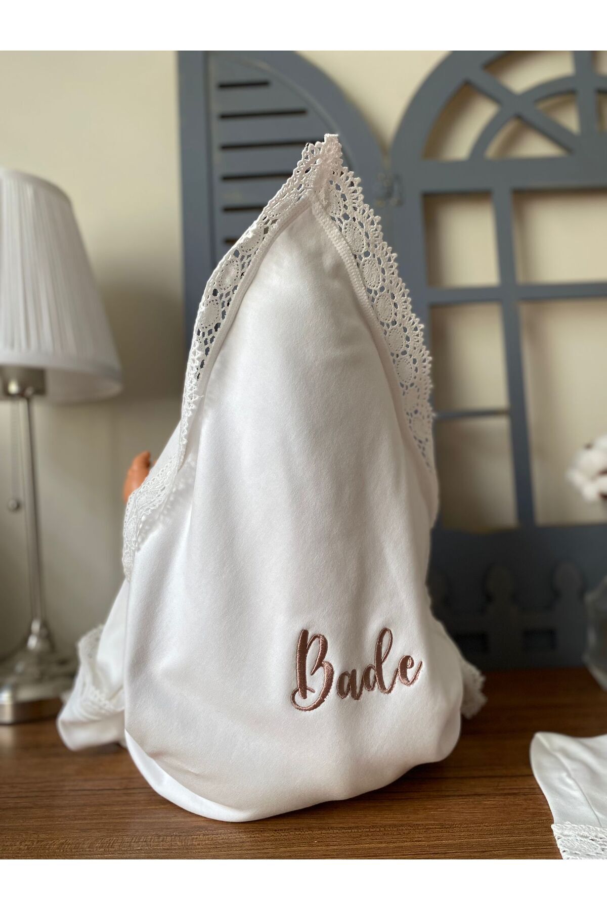 Embroidered Baby Blanket with Combed Swaddle 90 x 90 cm Ecru Color