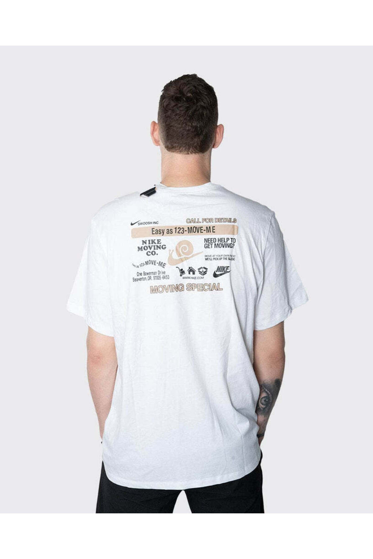 تیشرتمردانهNikeسفید