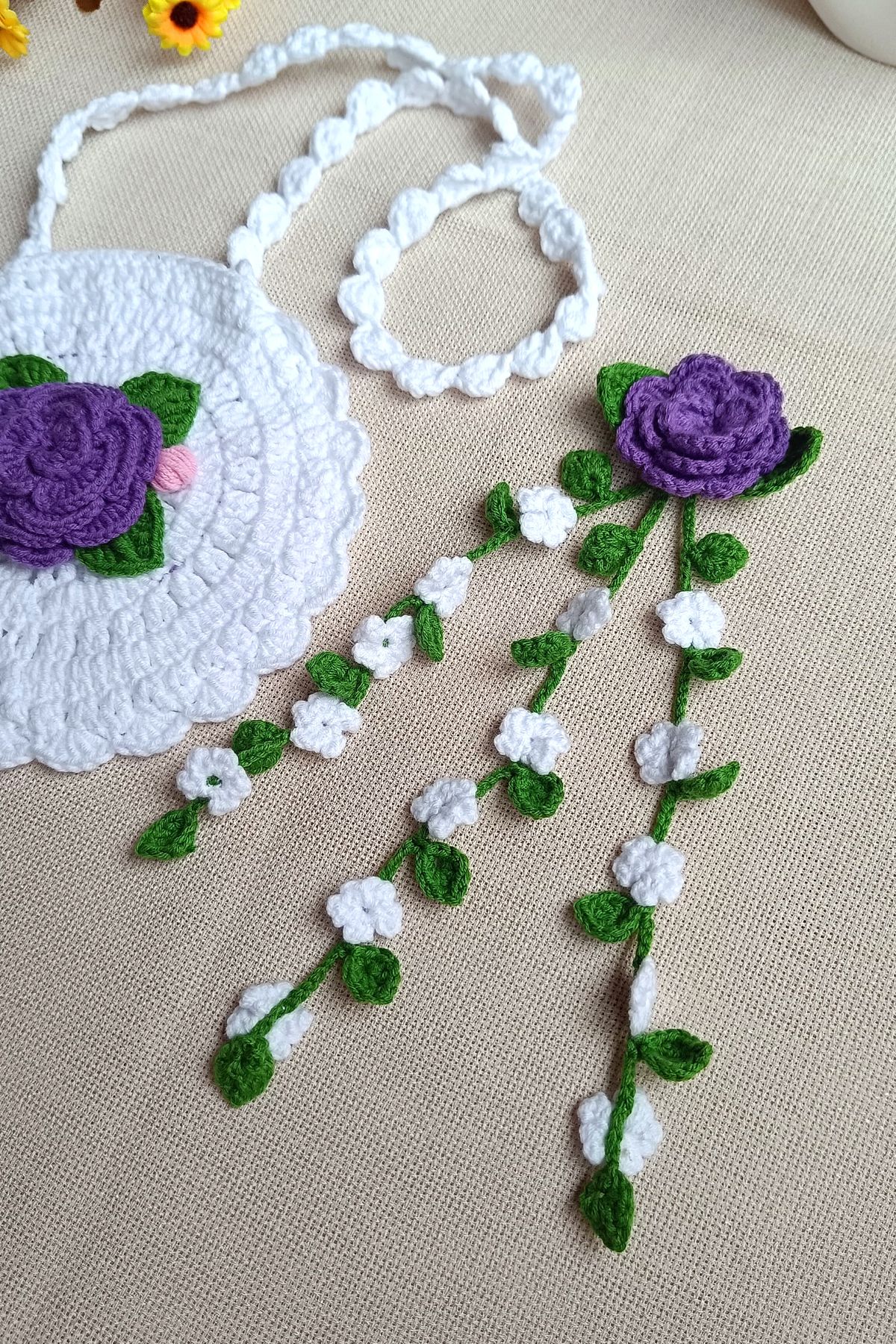 D&D CONCEPT-Hand-knitted Girl's Shoulder Bag Flower Patterned Bag and Buckle Set 3