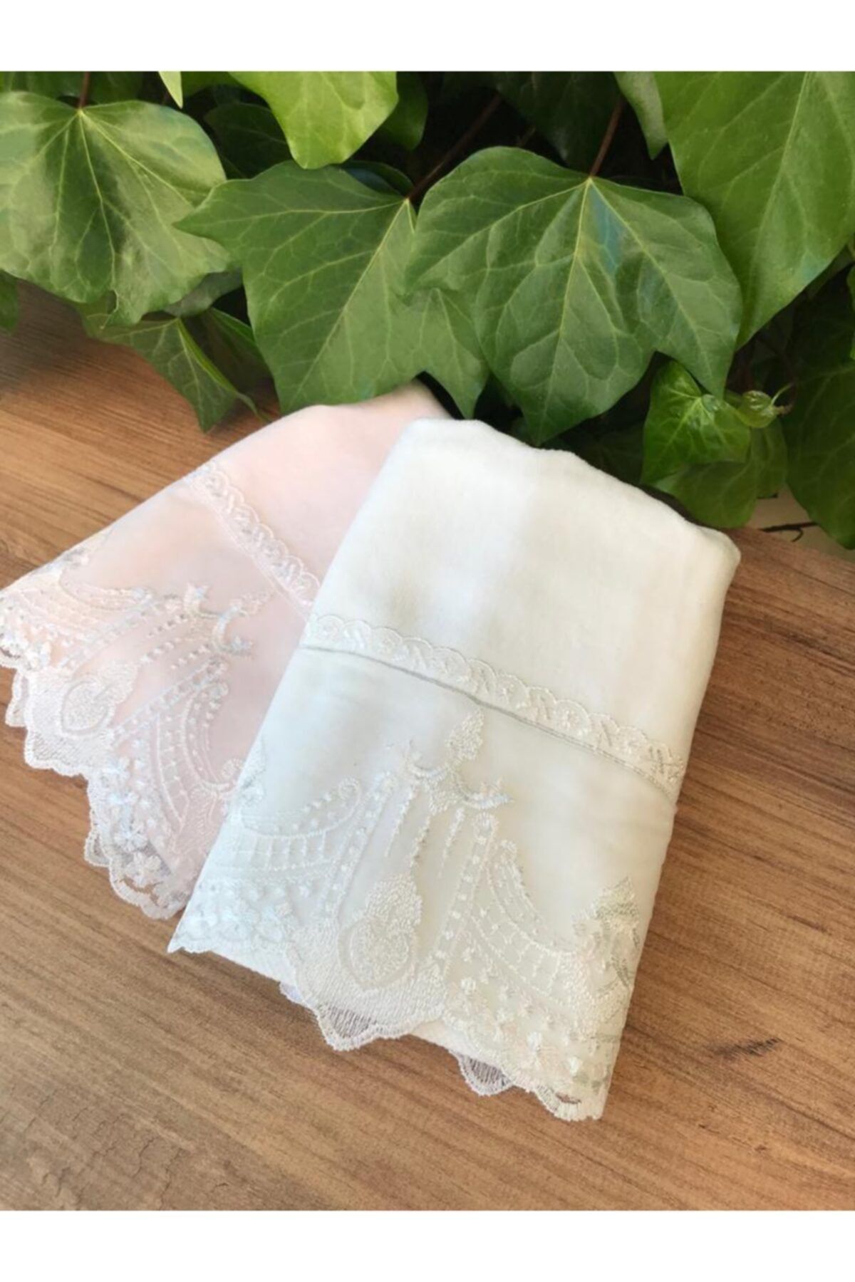 Çeyiz Bahçesi Set De Prosoape Din Catifea Beylerbeyi Din 2 Piese - One Size
