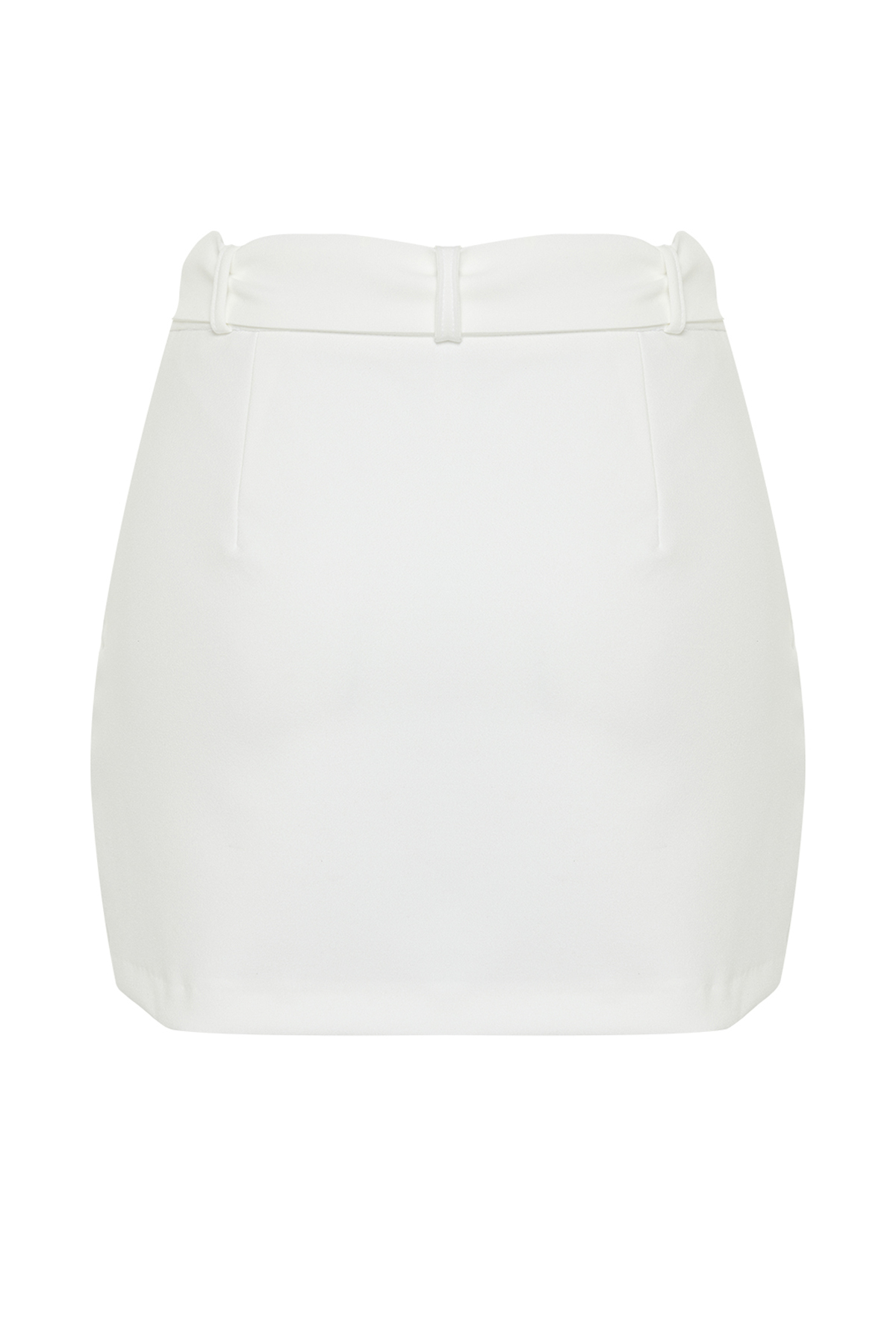 Trendyolmilla  Beyaz Yırtmaç Detaylı Kemerli Mini Boy Dokuma Etek Görünümlü Şort TWOSS24SR00046 - Görsel 8