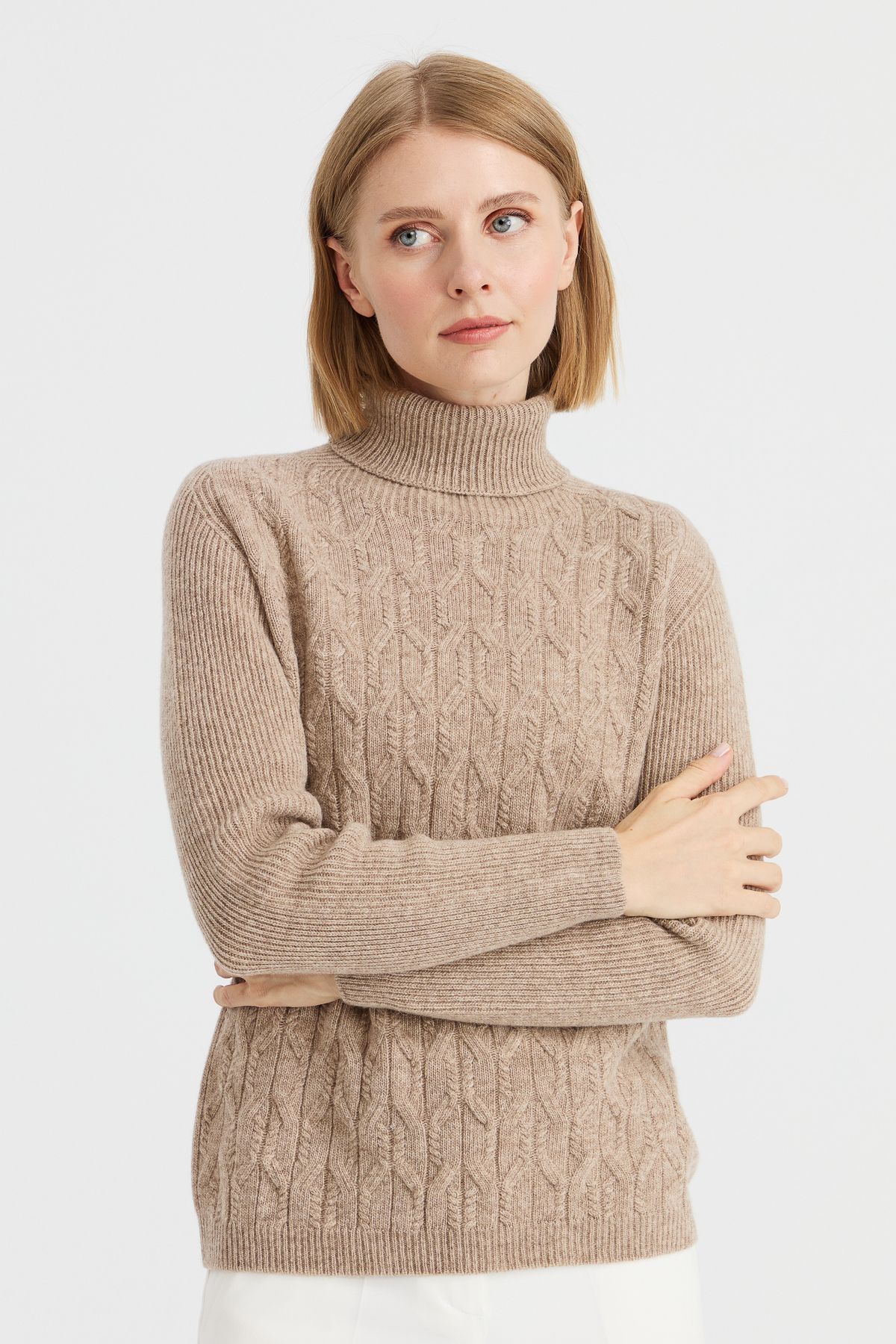 Dark beige sweater hotsell