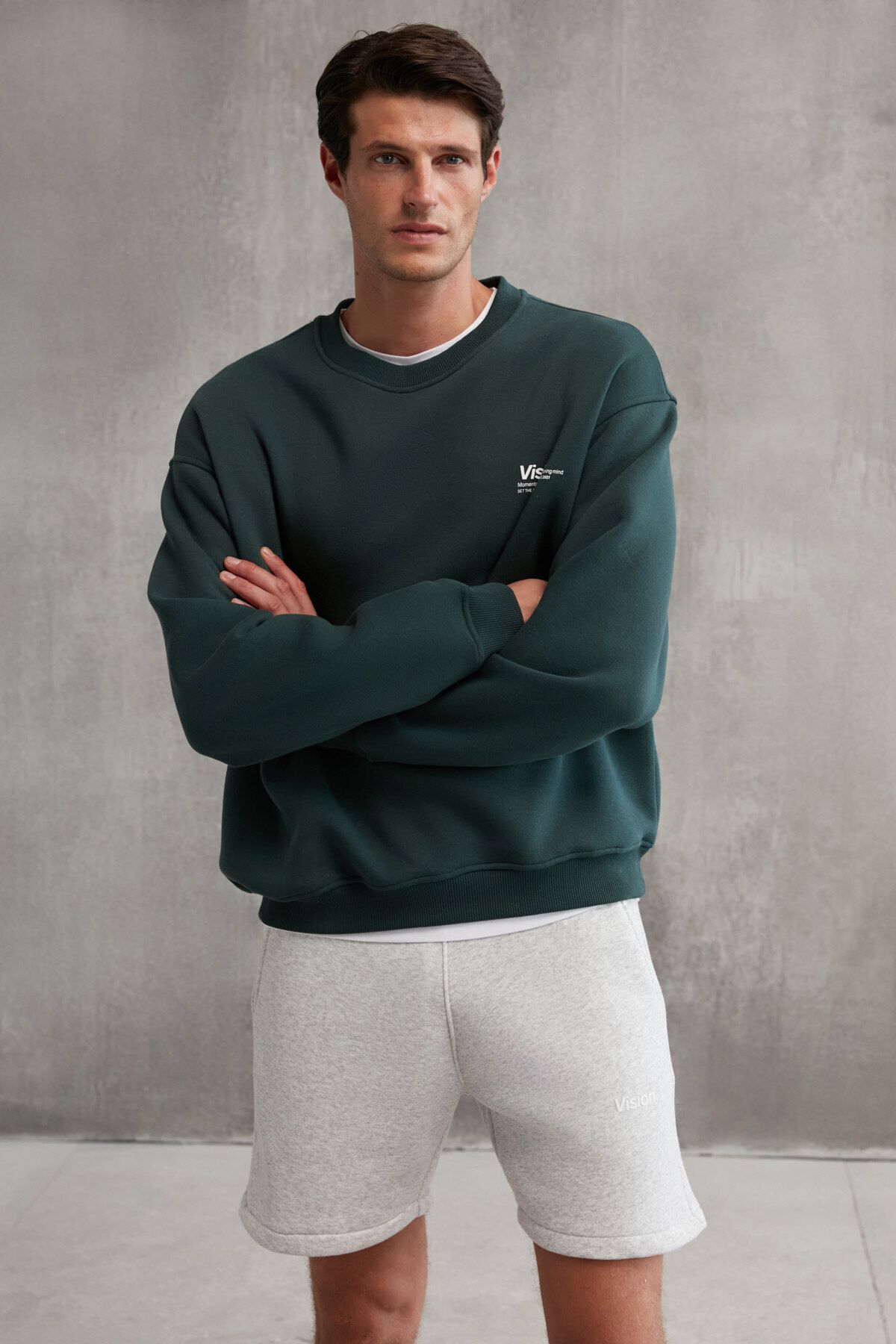 Green on sale sweatshirt mens
