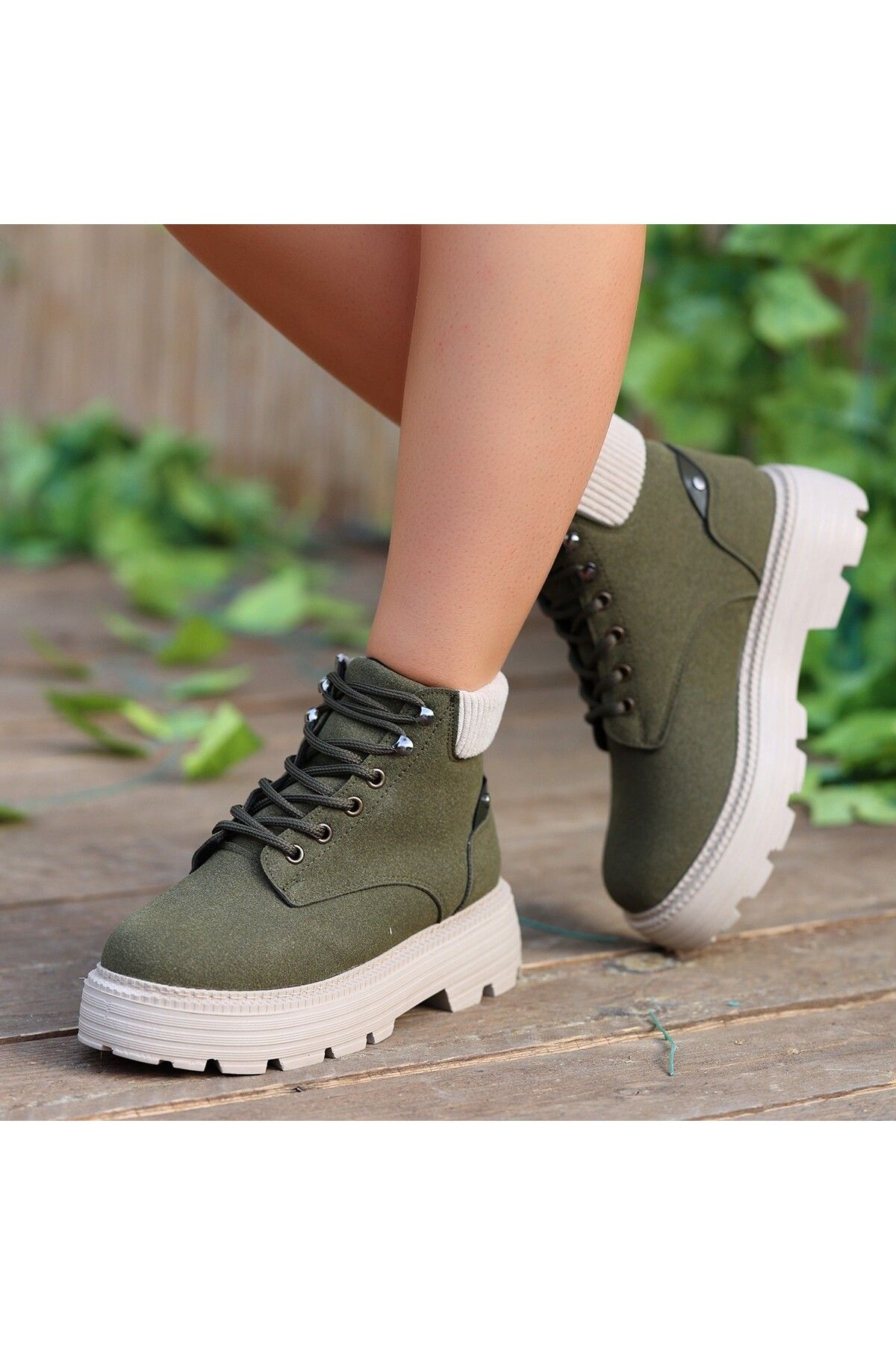 Olive green wedge deals boots