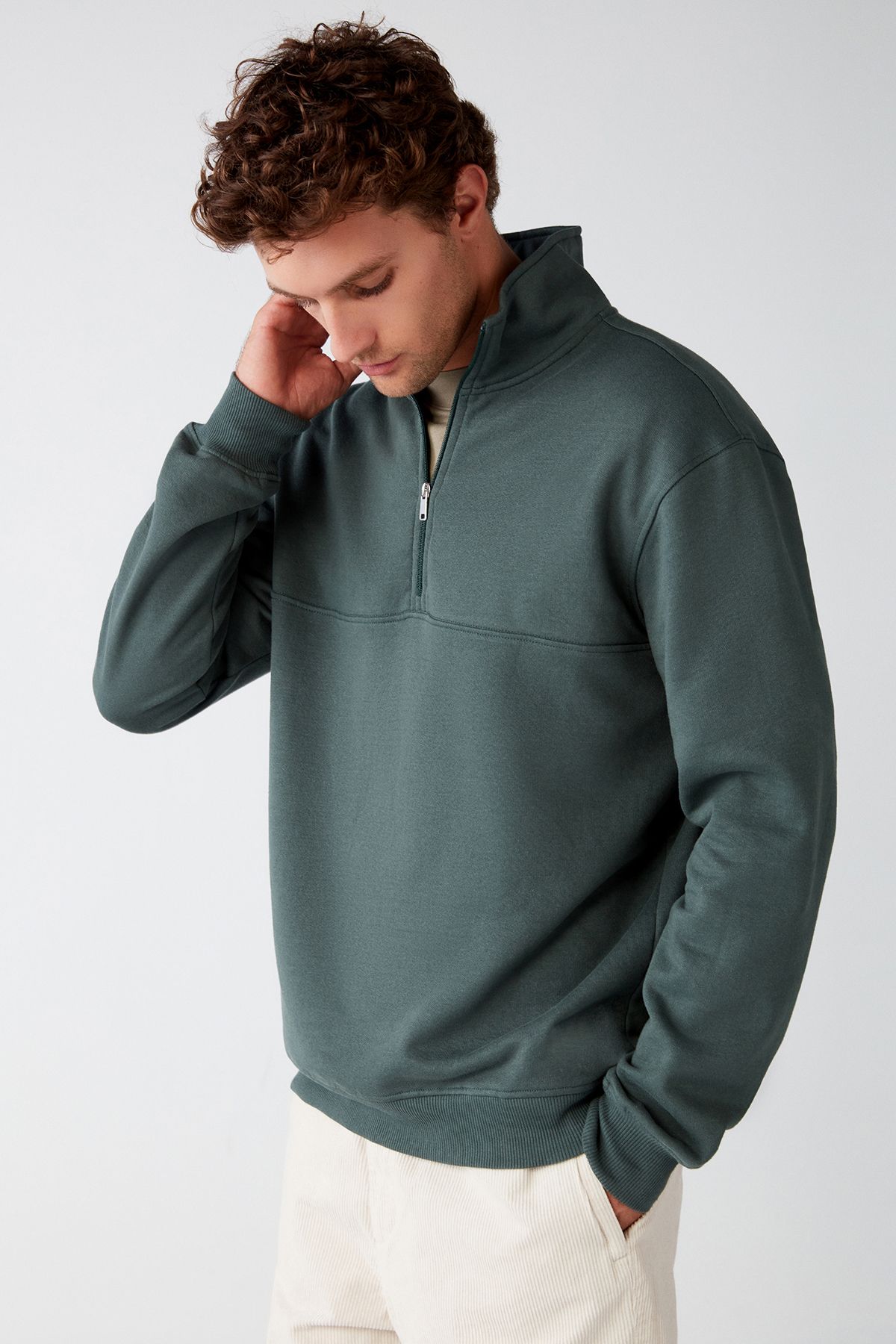 https://cdn.dsmcdn.com/ty1160/product/media/images/prod/SPM/PIM/20240130/22/e86fa222-c9a1-34eb-93d9-0fa10593973d/1_org_zoom.jpg