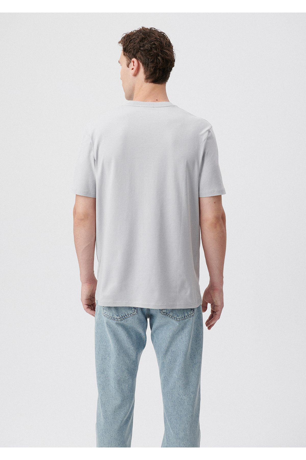 Mavi تی شرت خاکستری با جیب مناسب / برش معمولی 0610783-70075