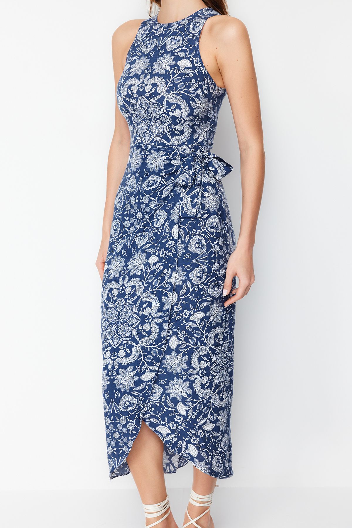 Trendyol Collection-Миди тъкана рокля с шарки със син шал и вратовръзка A-line TWOSS24EL00458 5