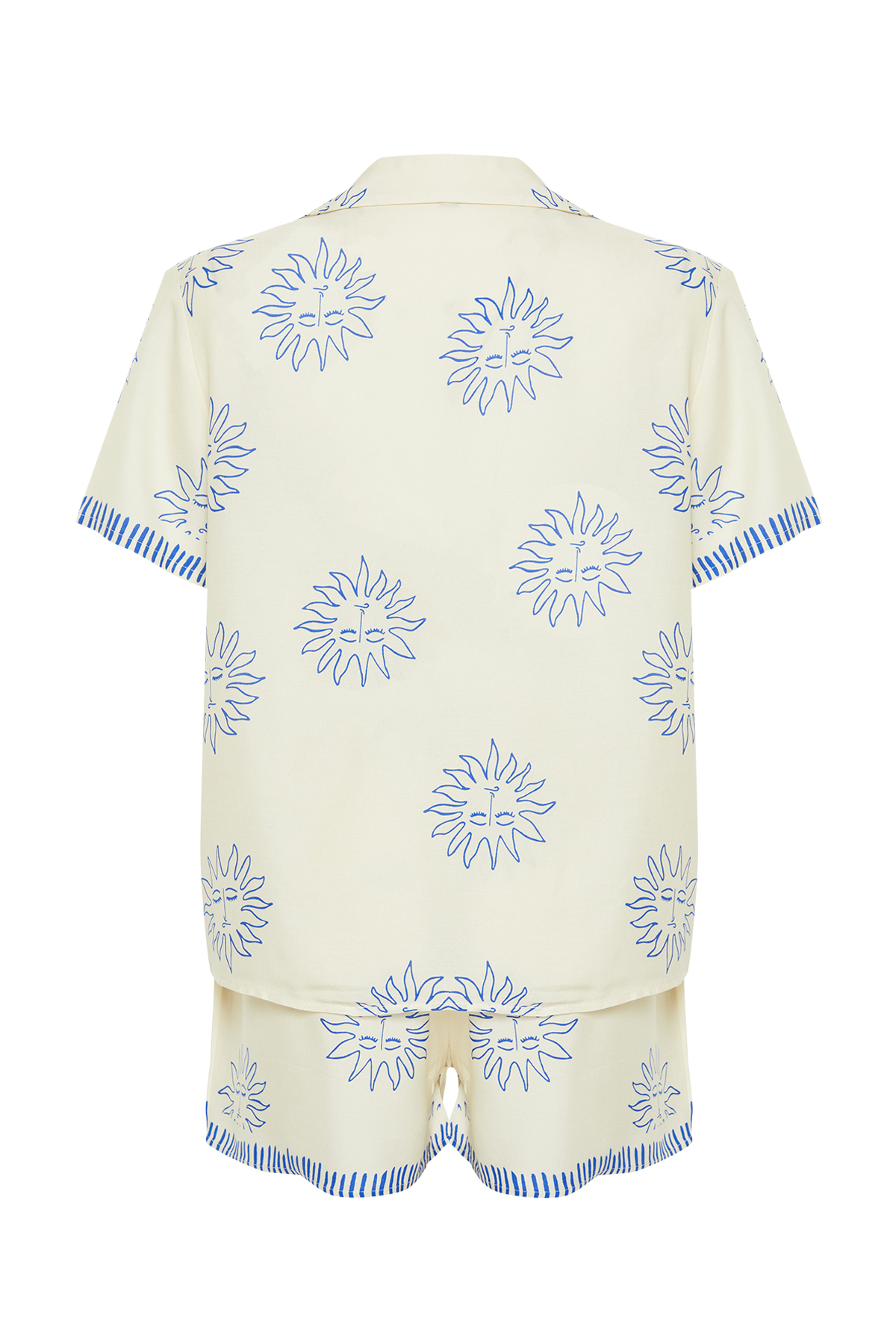 Trendyolmilla  Ekru-Lacivert Güneş Desenli Viskon Şortlu Dokuma Pijama Takımı THMSS24PT00009 - Görsel 8