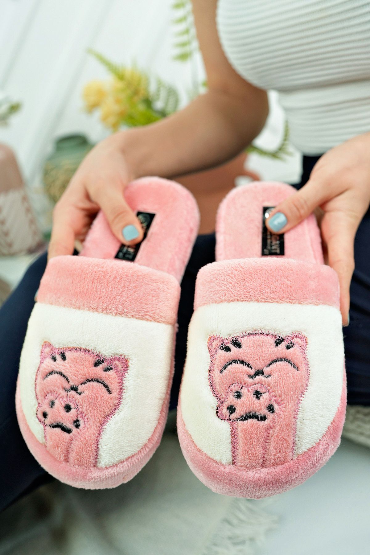 Mojo slippers clearance