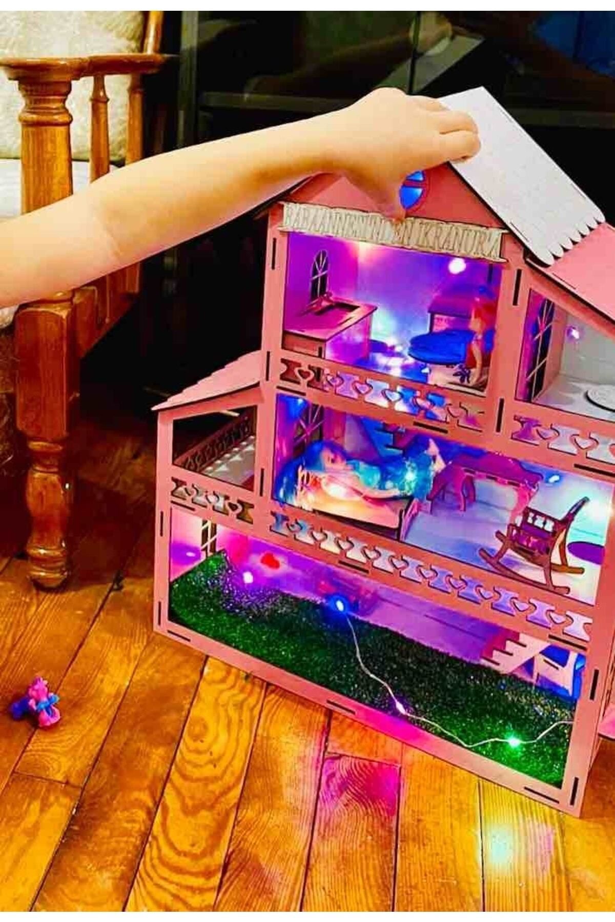 Wood barbie dream house store