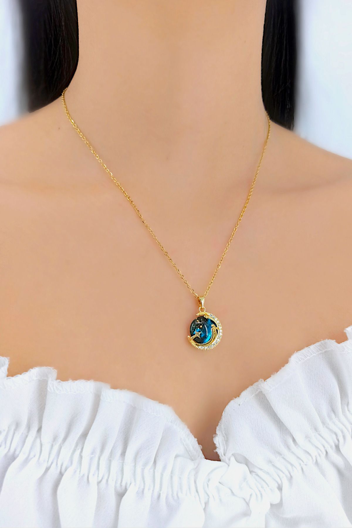 Gold choker pendant necklace sale
