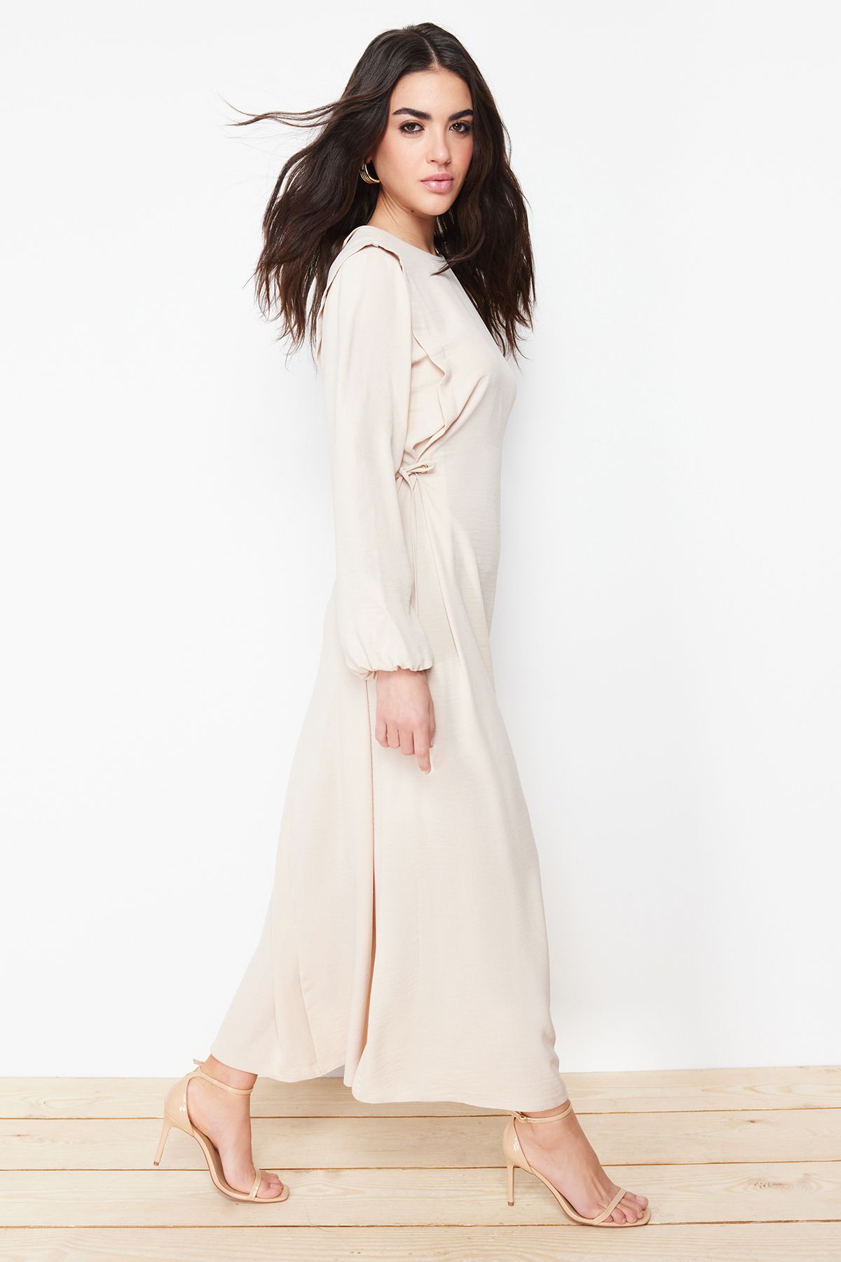 Trendyol Modest-Aerobin-Kleid mit Seilbindung und elastischen Ärmeln – Steingürtel TCTSS22EB00104 2