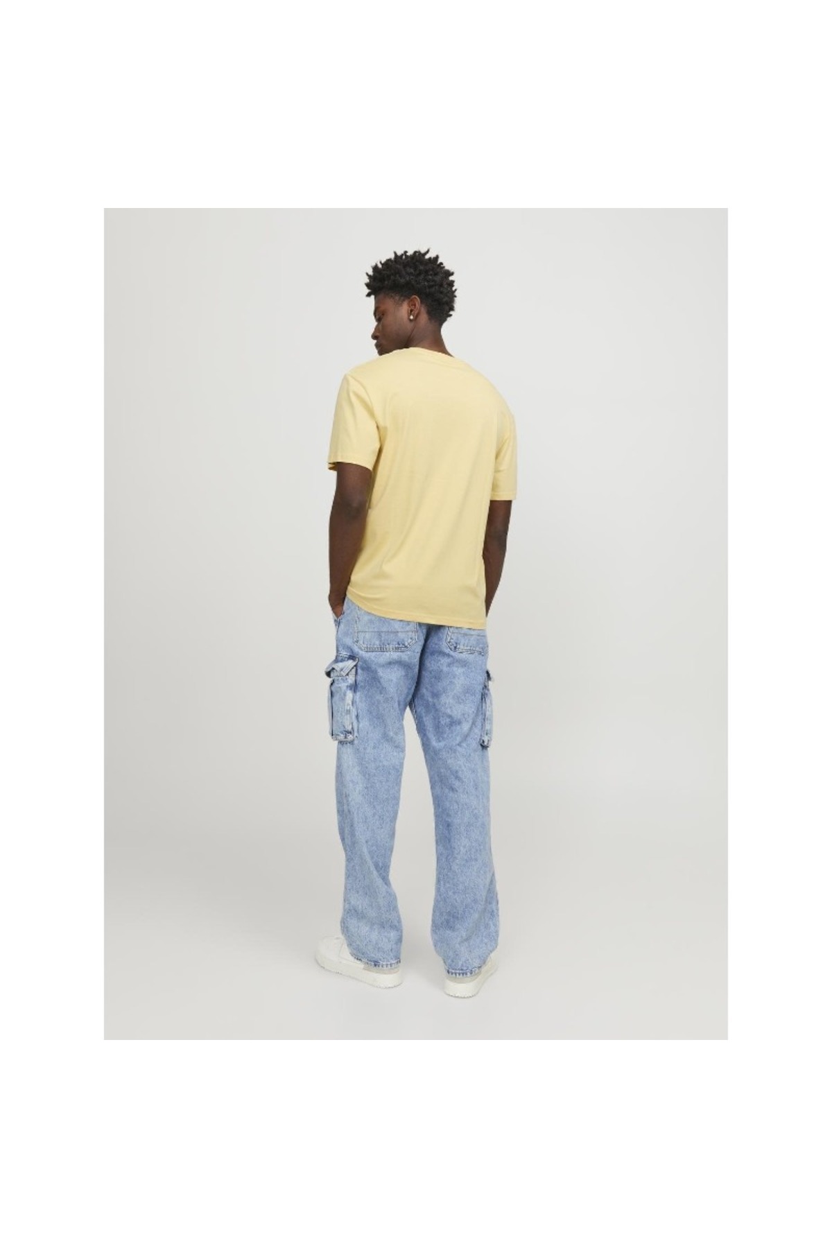 تیشرت مردانه زرد جک اند جونز | TYC458NMDN170627621418833 اورجینال - تصویر 2