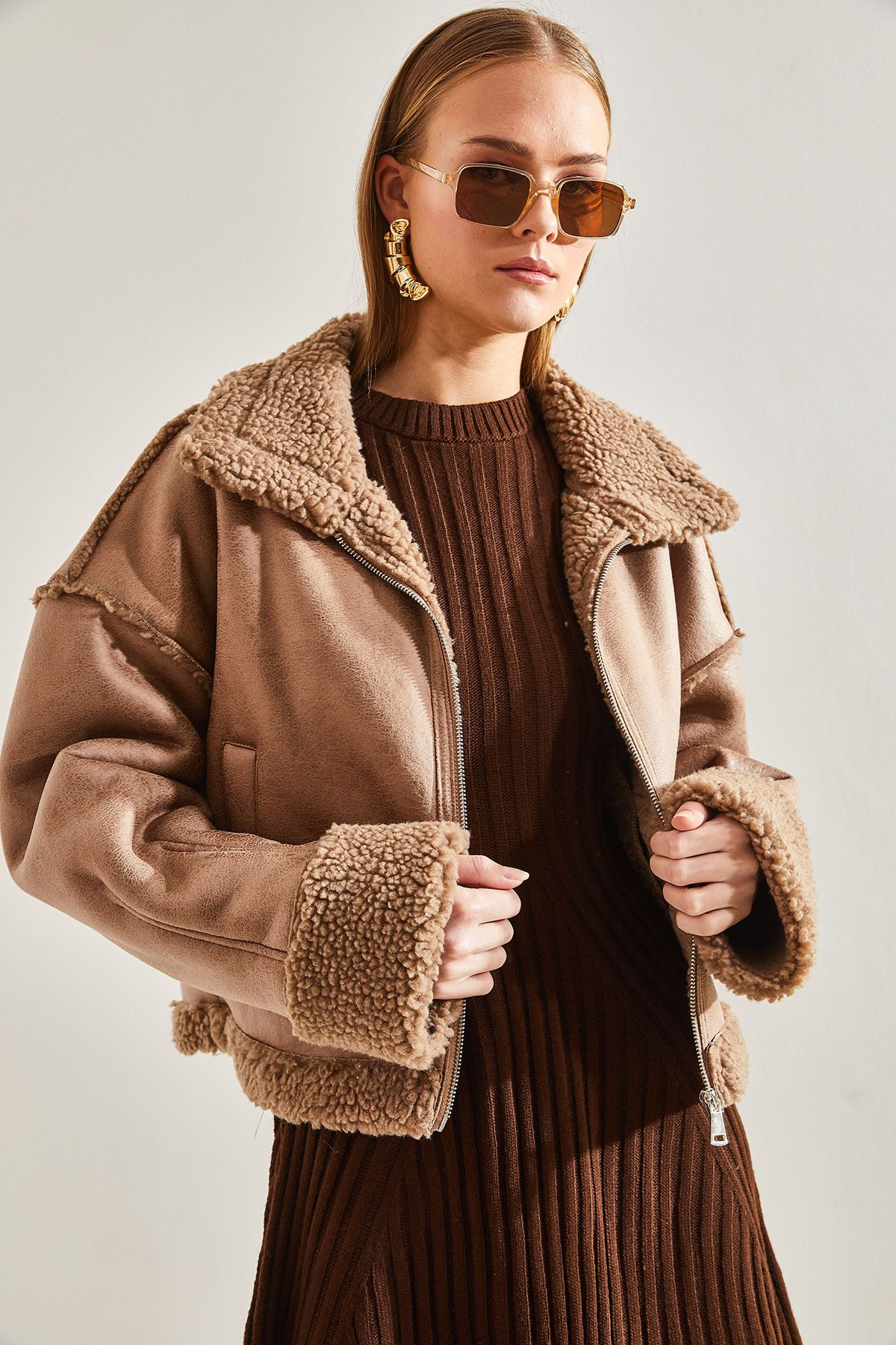Bianco Lucci-Women's Sleeve Pleat Detail Laminated Tree Bark Coat 233560101004 7