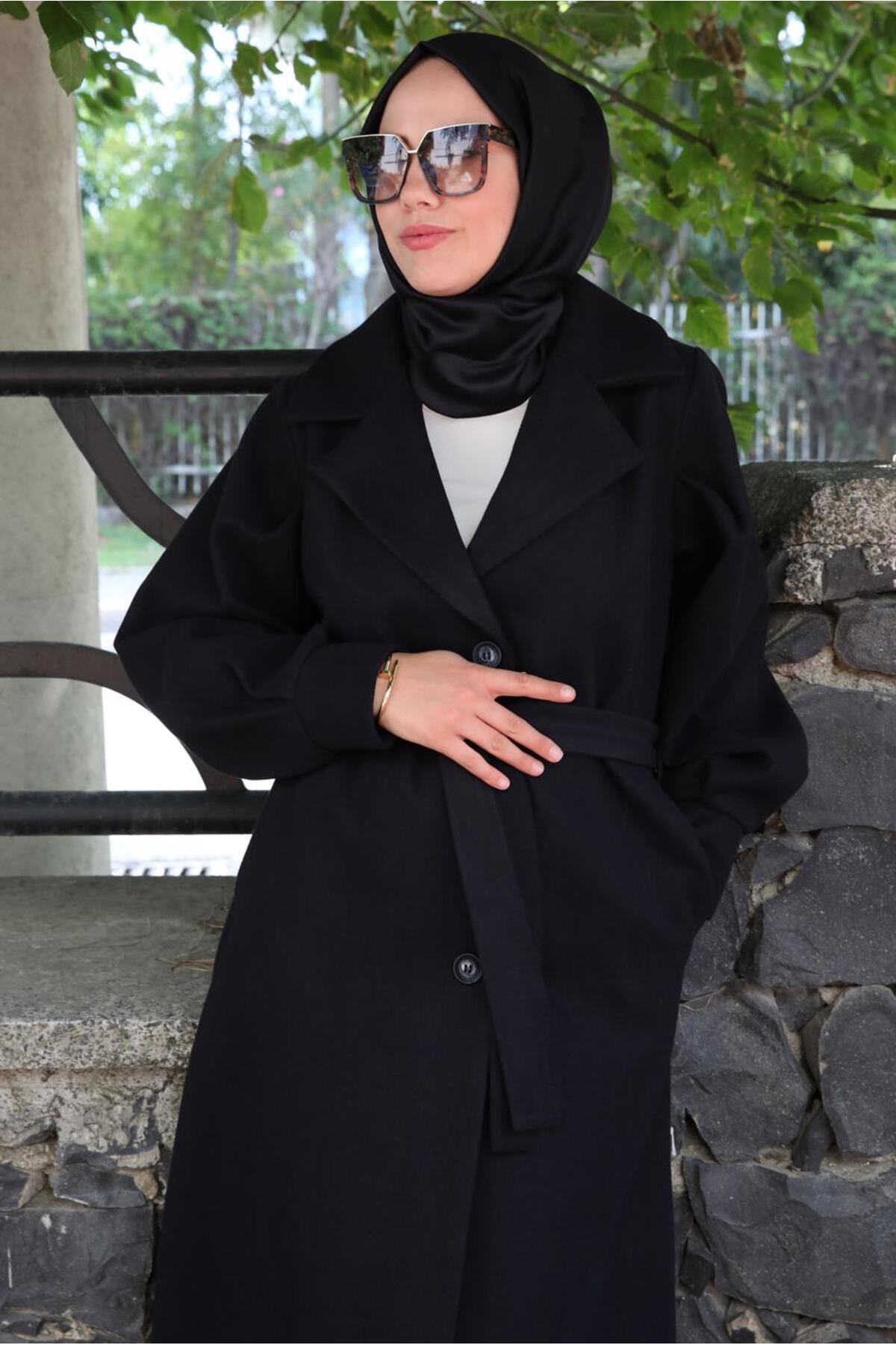 Women's Black Belted Double Breasted Collar Coat T 6495